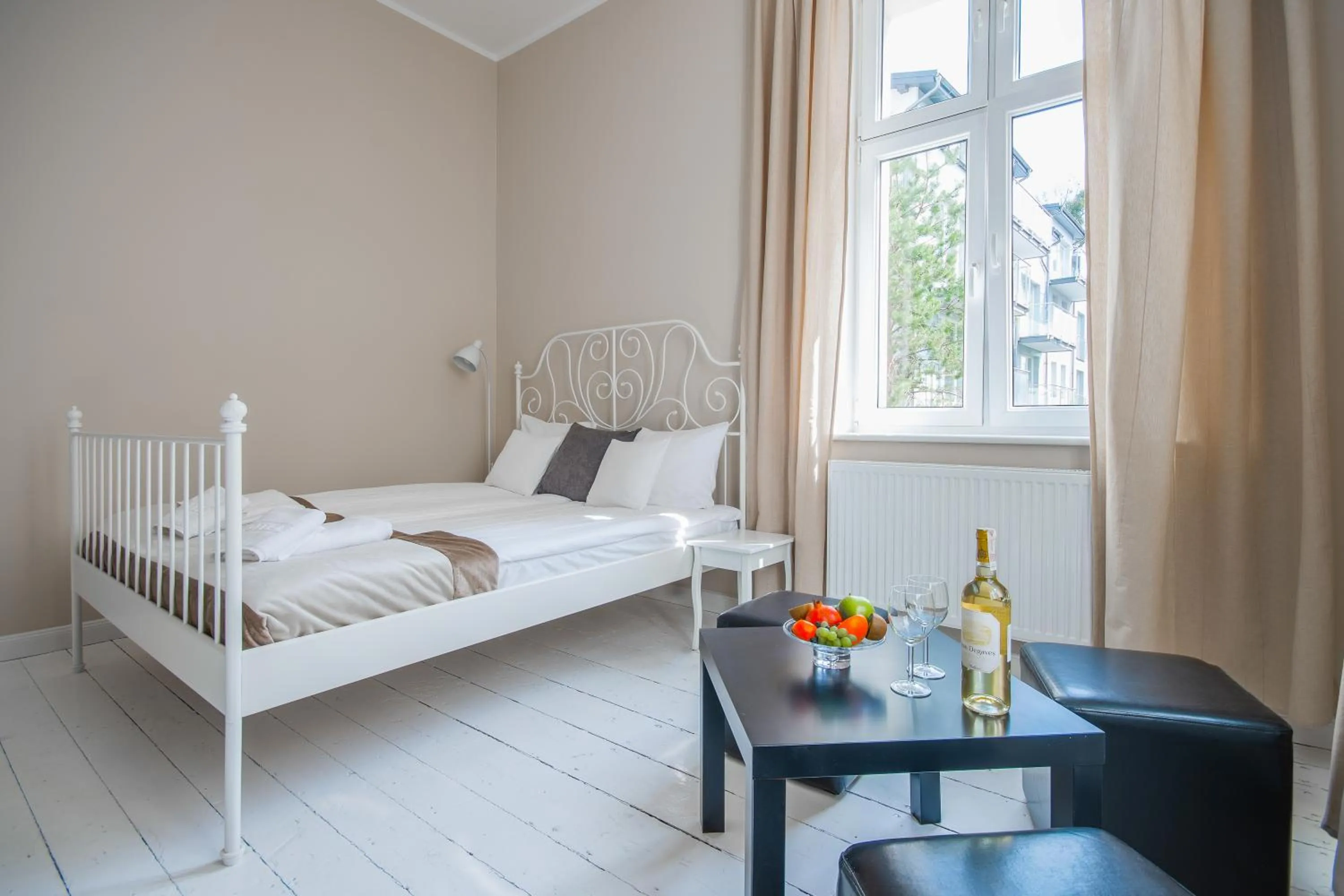 Photo of the whole room, Bed in Riviera Residence Apartments