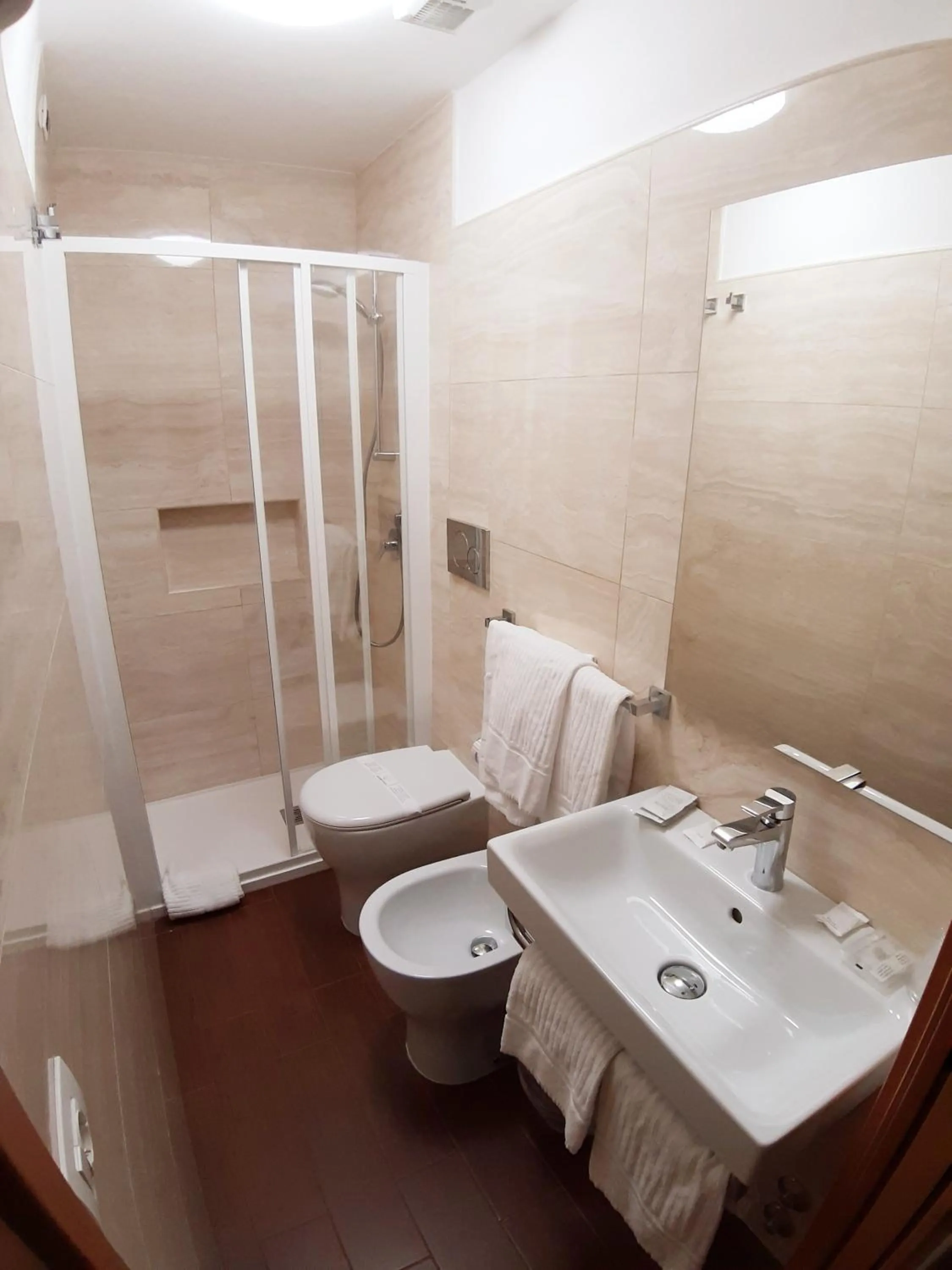 Bathroom in Colosseo Roma