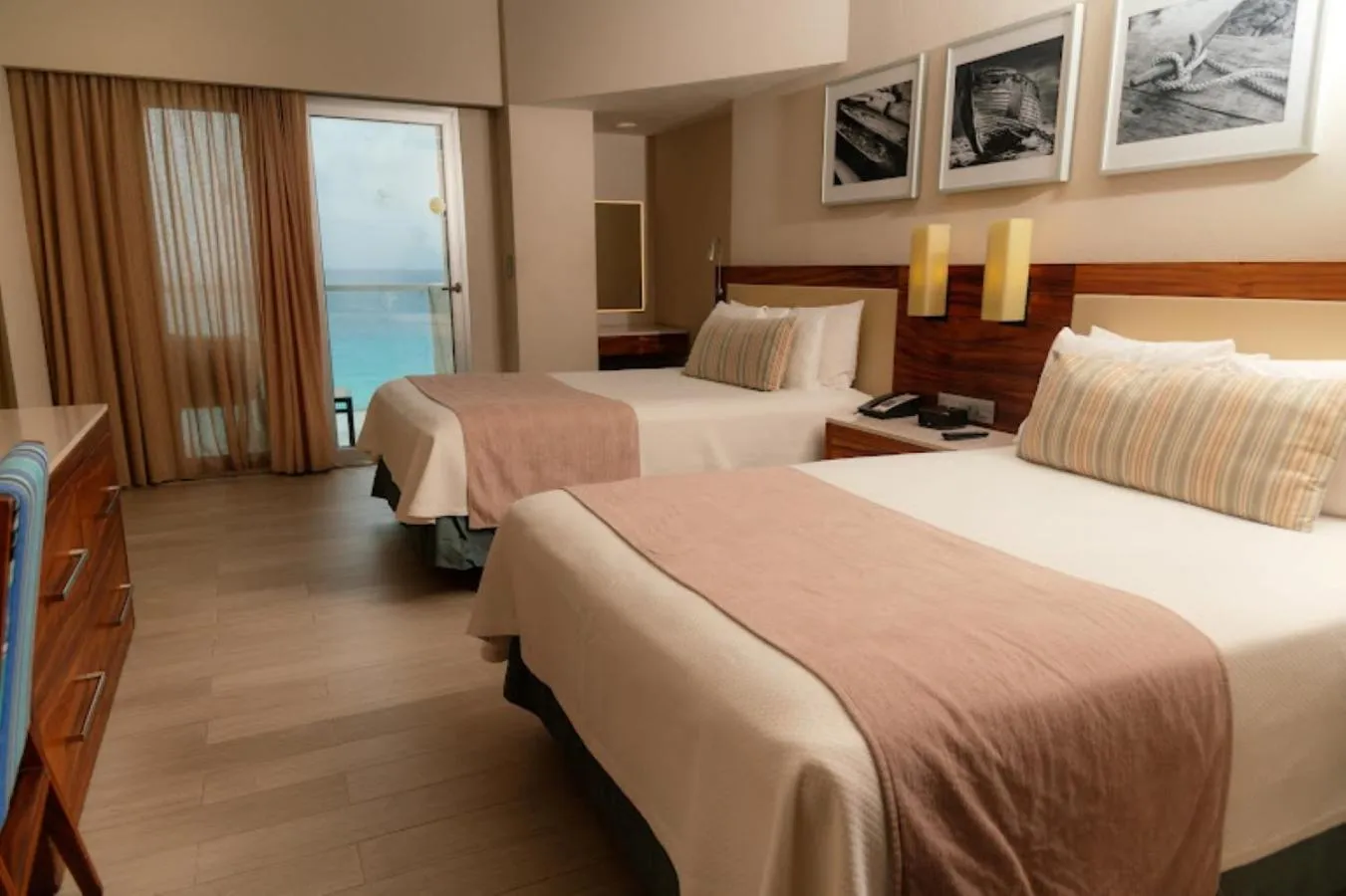 View (from property/room), Bed in Emporio Cancun - Buy All Inclusive Option