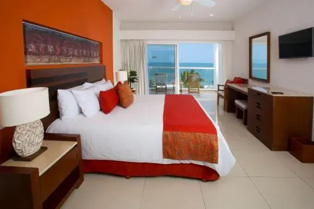 Emotions Select Two Bedroom Suite Ocean Front Kids Eat & Stay Free in Marival Emotions Resort & Suites Riviera Nayarit by Mercure Emotions Select Two Bedroom Suite Ocean Front Kids Eat & Stay Free in Marival Emotions Resort & Suites Riviera Nayarit by Mercure