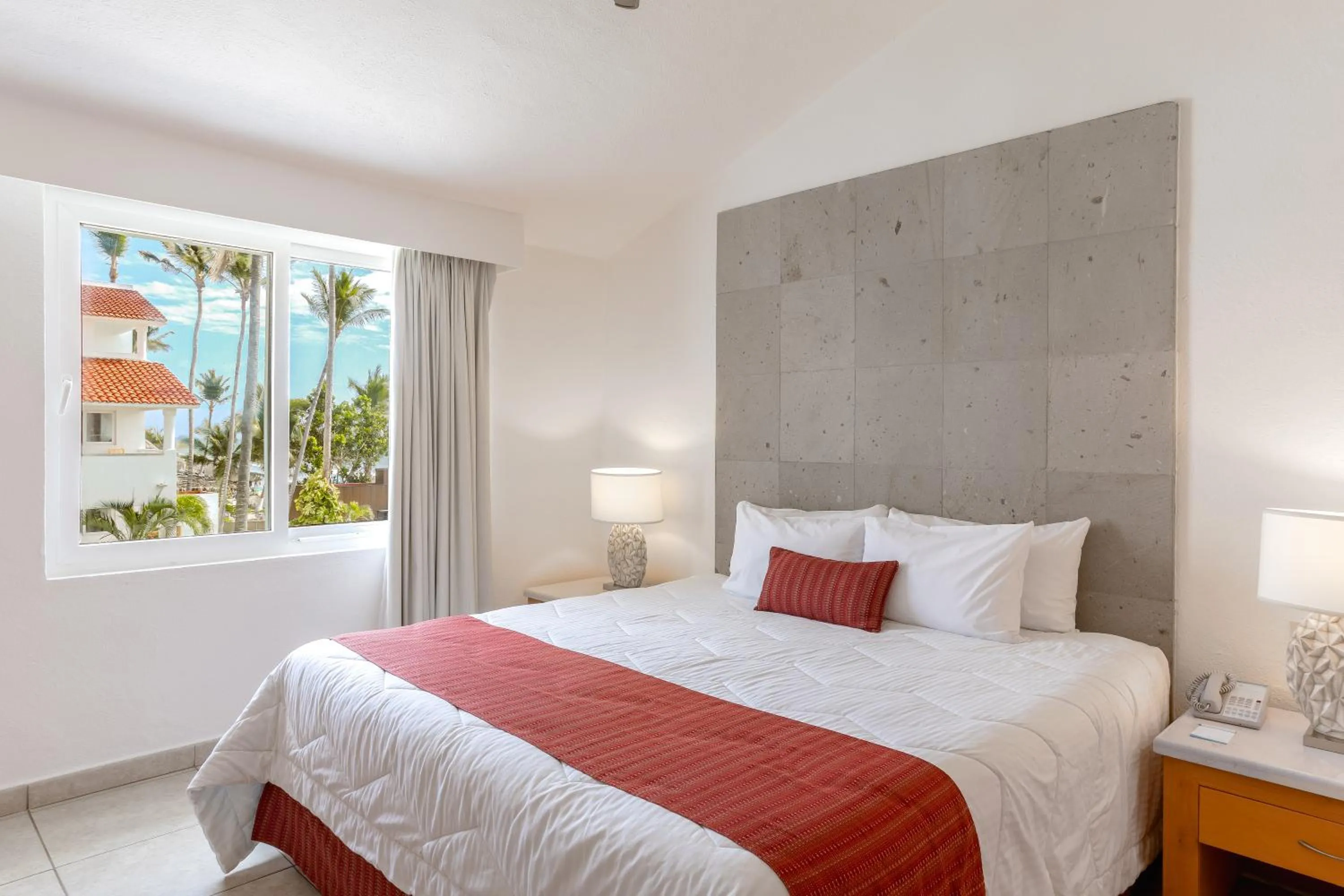 Bed in Marival Emotions Resort & Suites Riviera Nayarit by Mercure