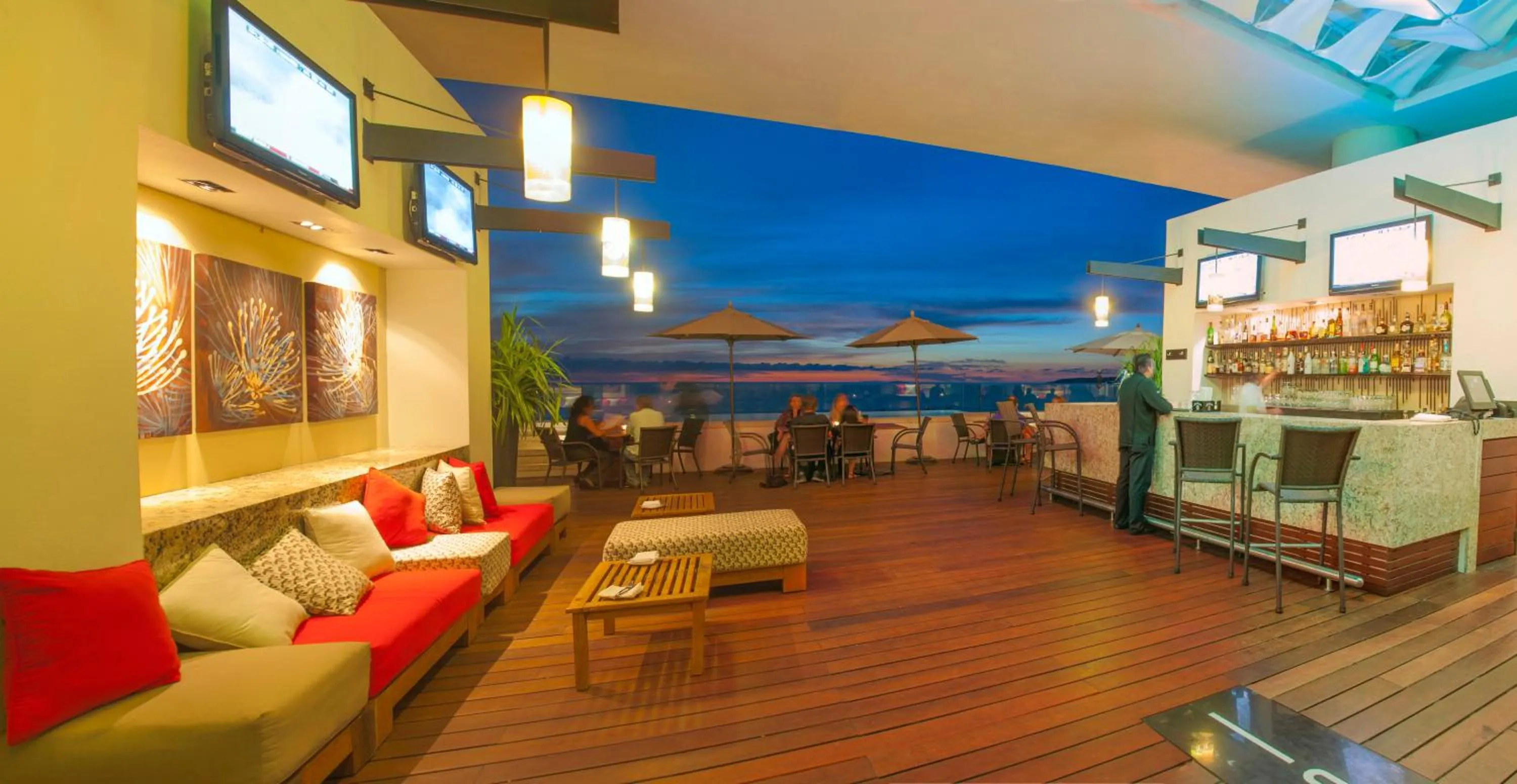 Restaurant/places to eat in Marival Distinct All-Suites & World Spa - Handwritten Collection