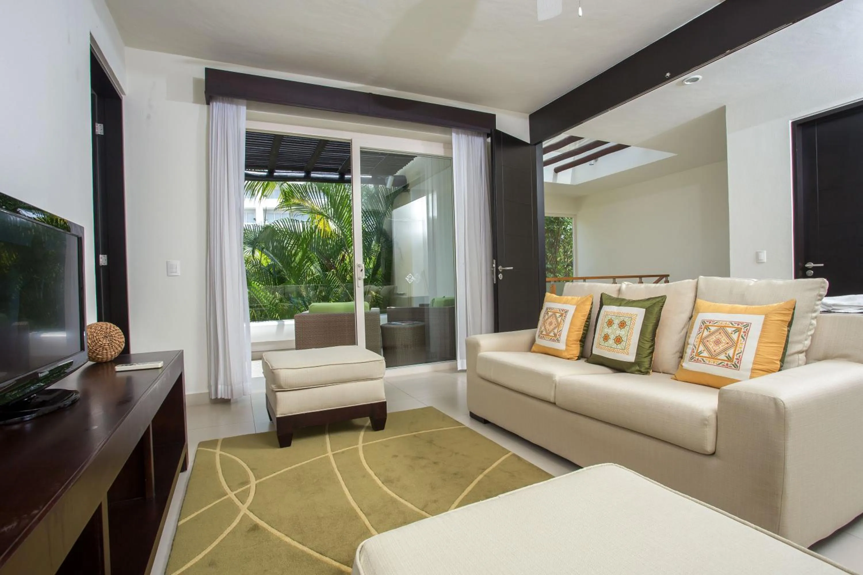 Living room in Marival Distinct All-Suites & World Spa - Handwritten Collection