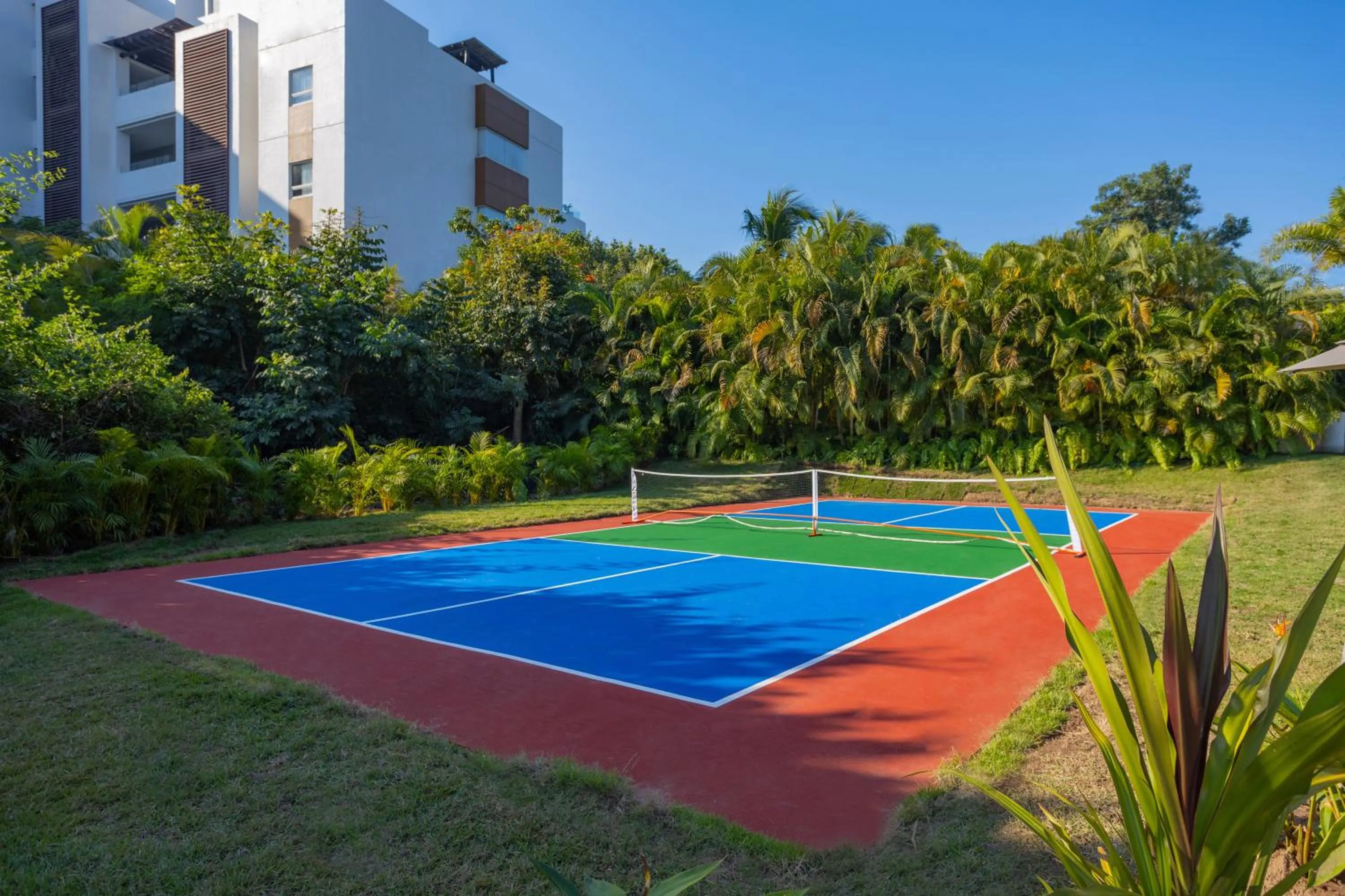 Squash in Marival Distinct All-Suites & World Spa - Handwritten Collection