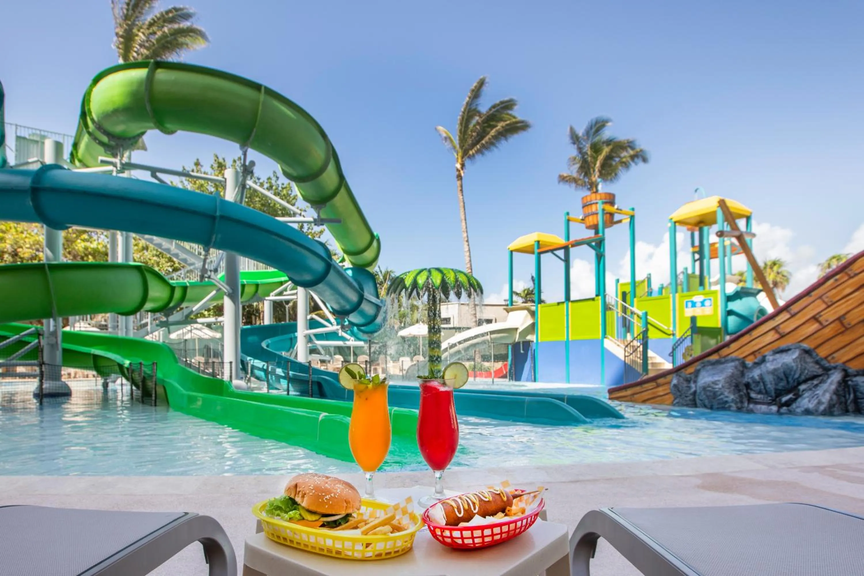 Food and drinks in The Royal Sands Resort & Spa