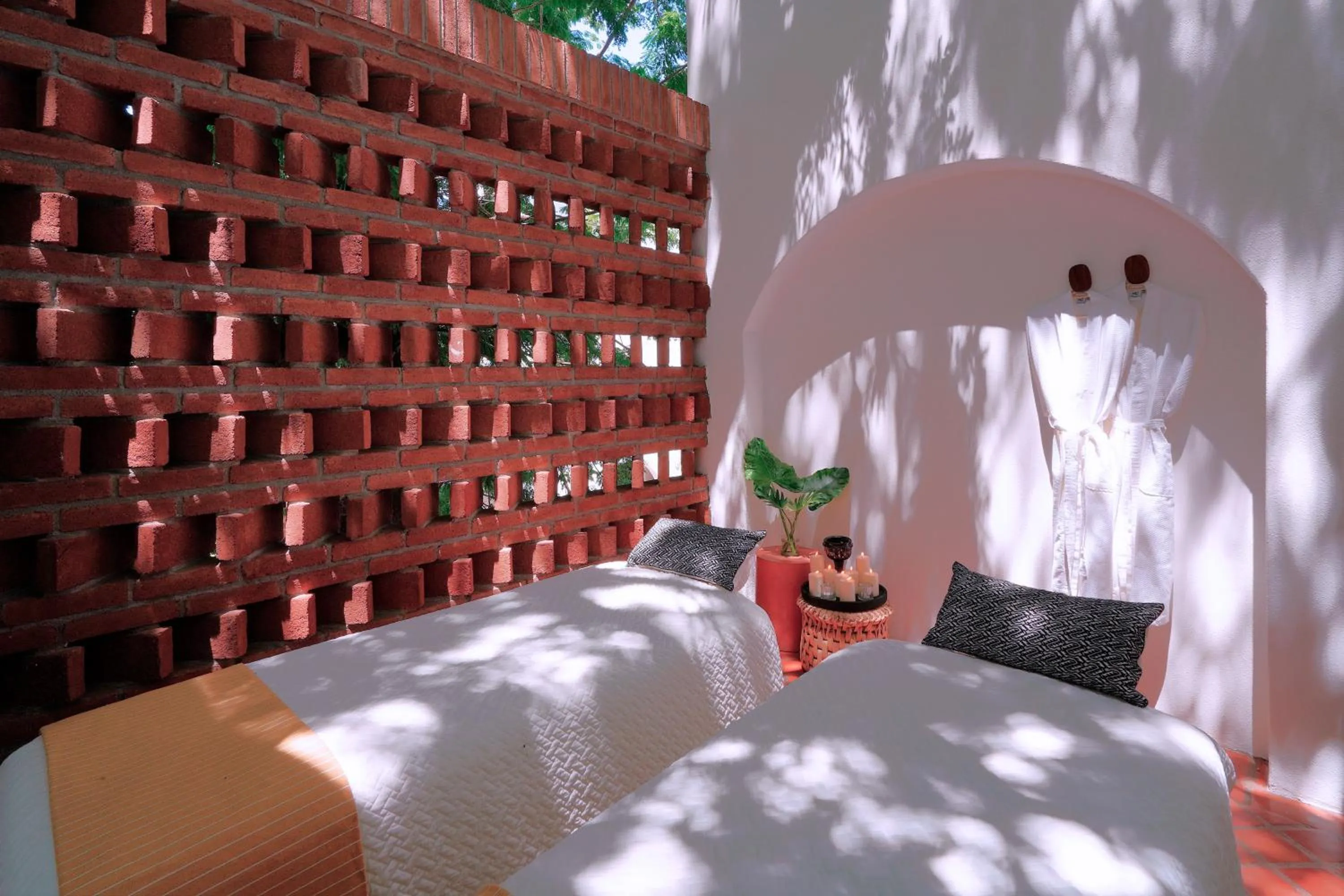 Massage in Tropicana Los Cabos, Tapestry Collection by Hilton