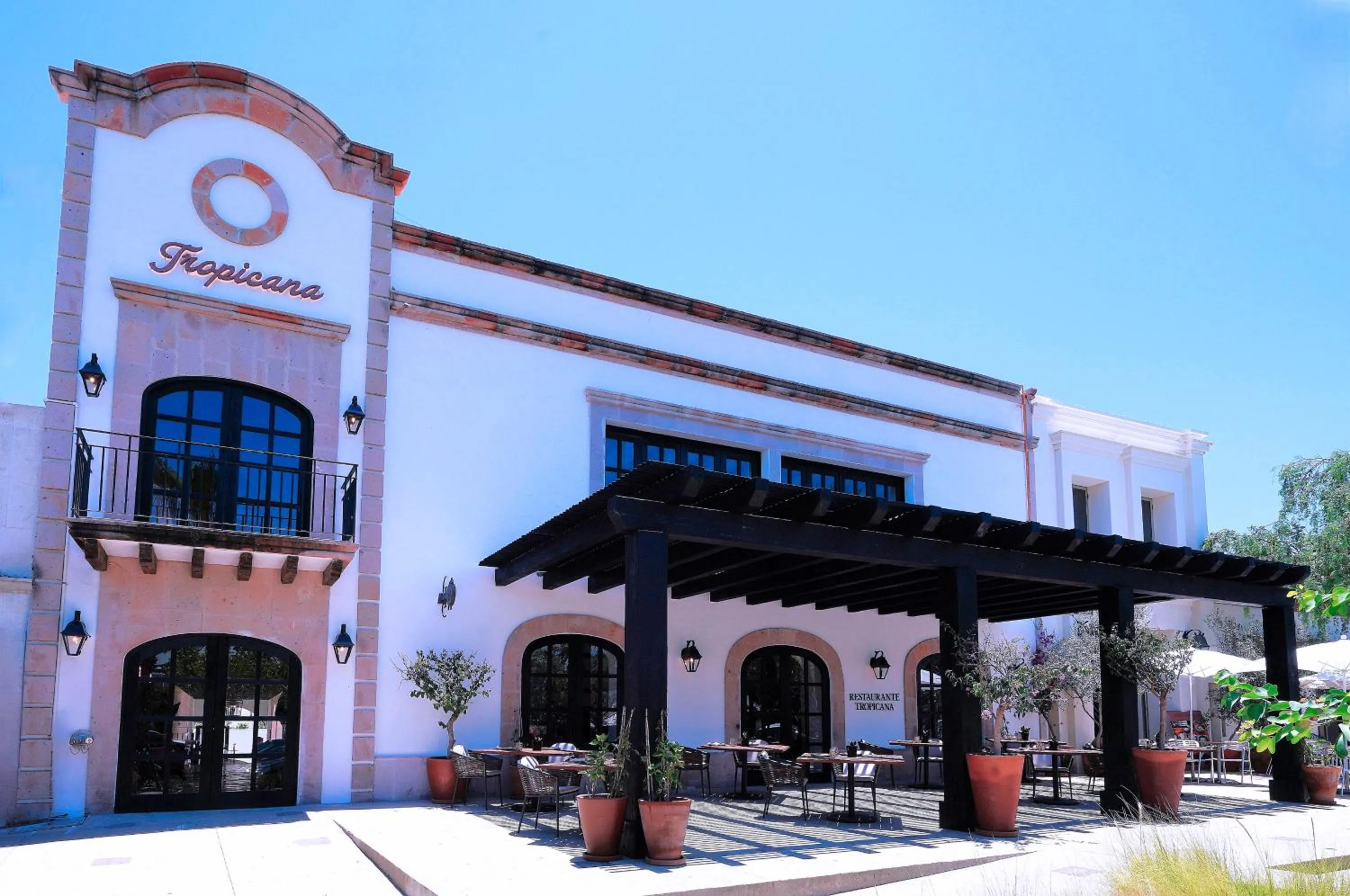 Property building in Tropicana Los Cabos, Tapestry Collection by Hilton