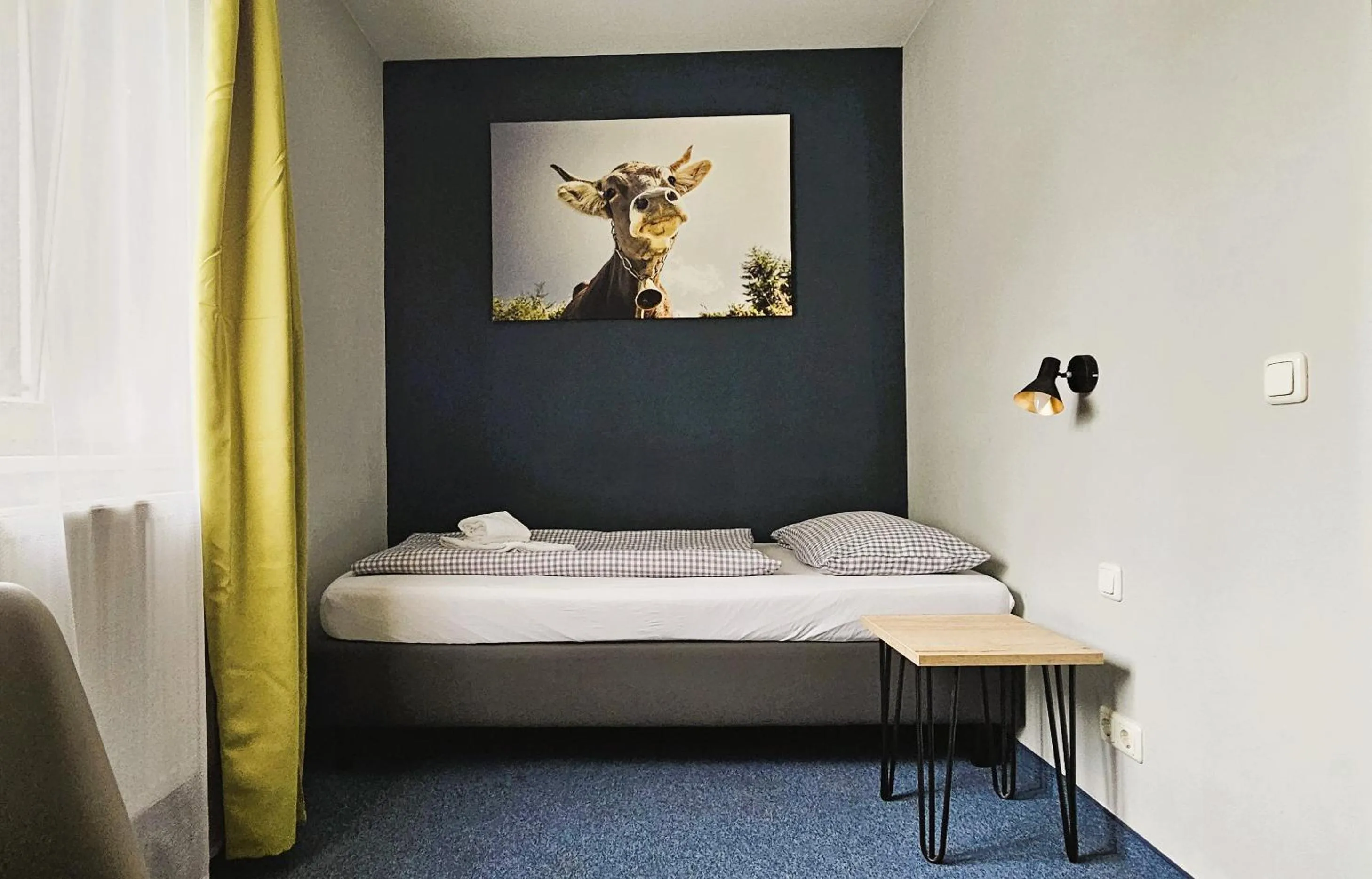 Photo of the whole room, Bed in ARRIVEL Pension Pliening - bisher Novitel