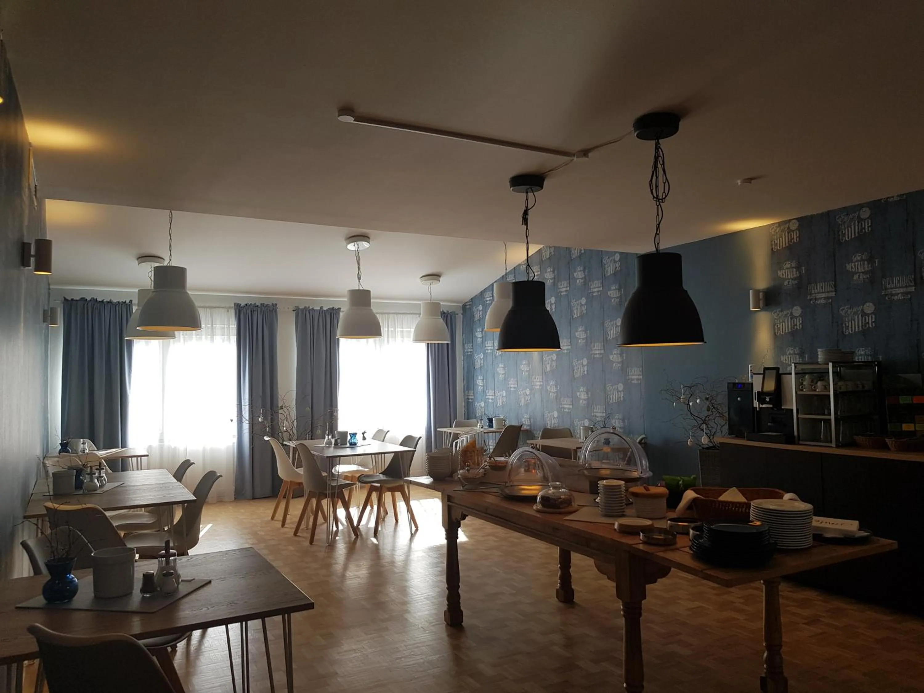 Breakfast in ARRIVEL Pension Pliening - bisher Novitel