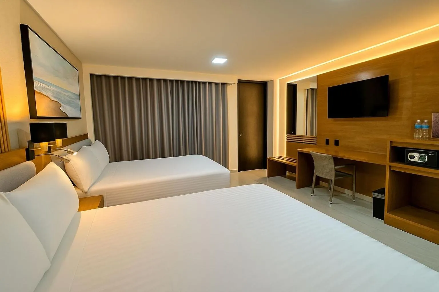 Photo of the whole room, Bed in Hacienda Mazatlán sea view