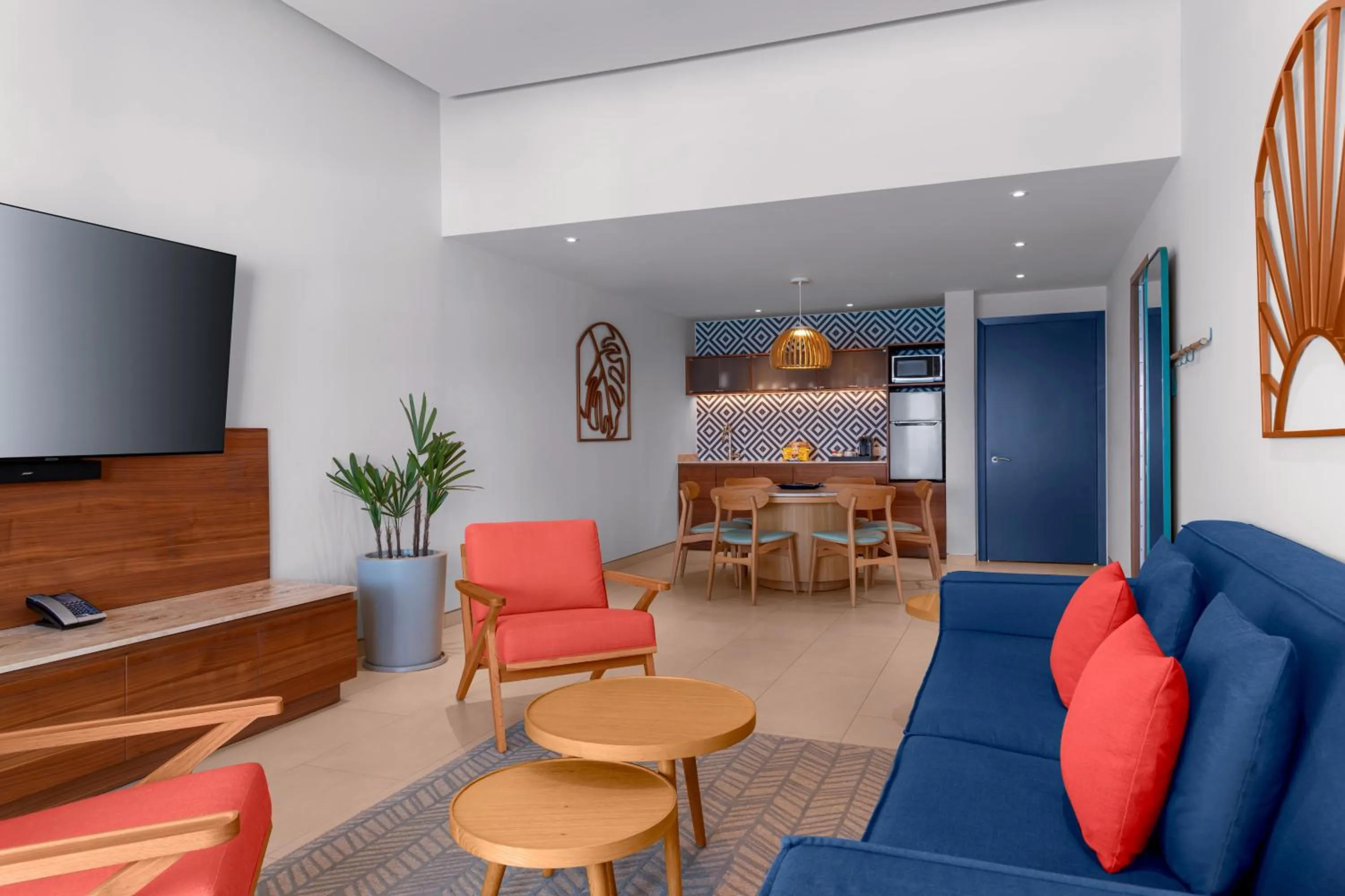 Kitchen or kitchenette in Hilton Cancun Mar Caribe All-Inclusive Resort