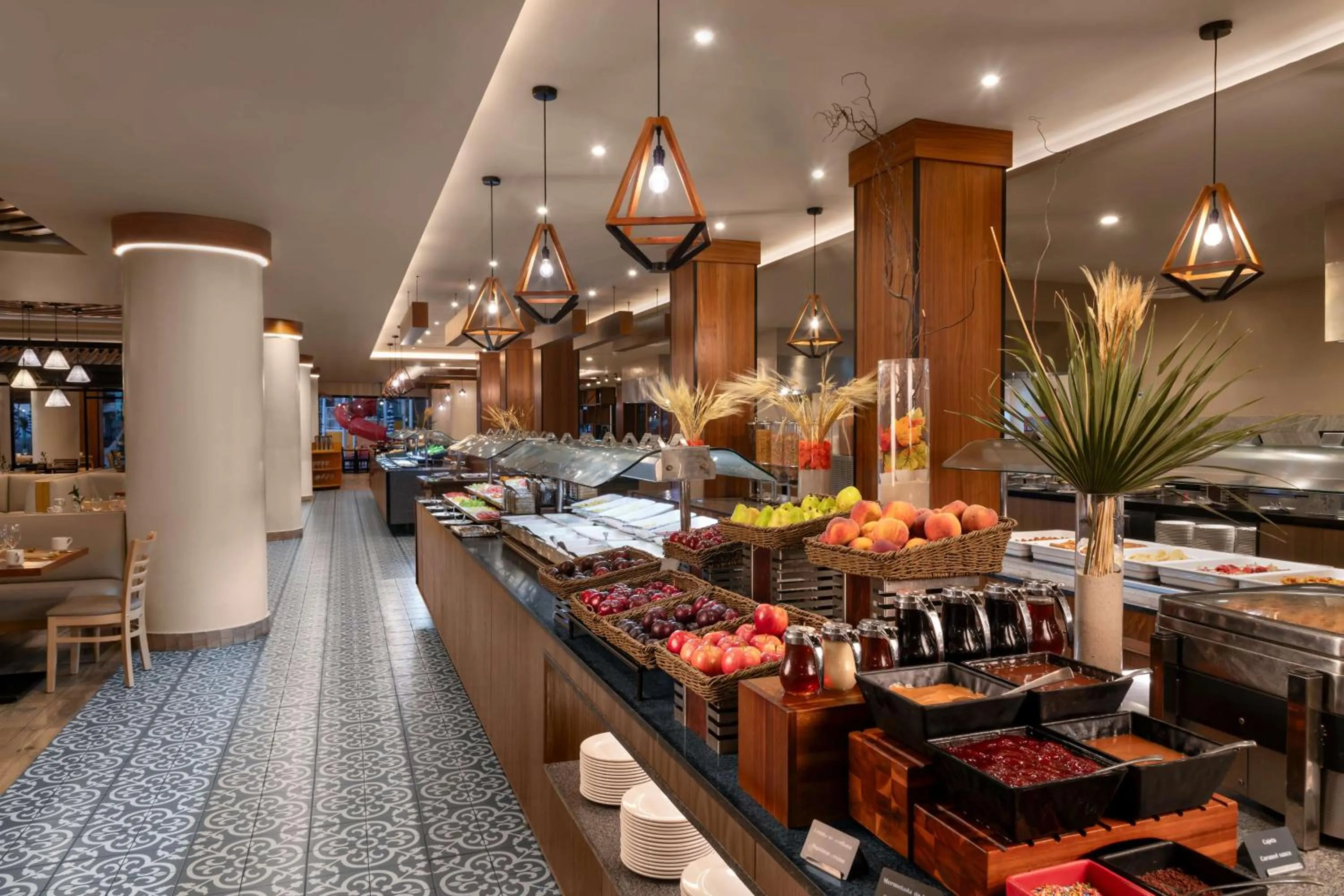 Restaurant/places to eat in Hilton Cancun Mar Caribe All-Inclusive Resort