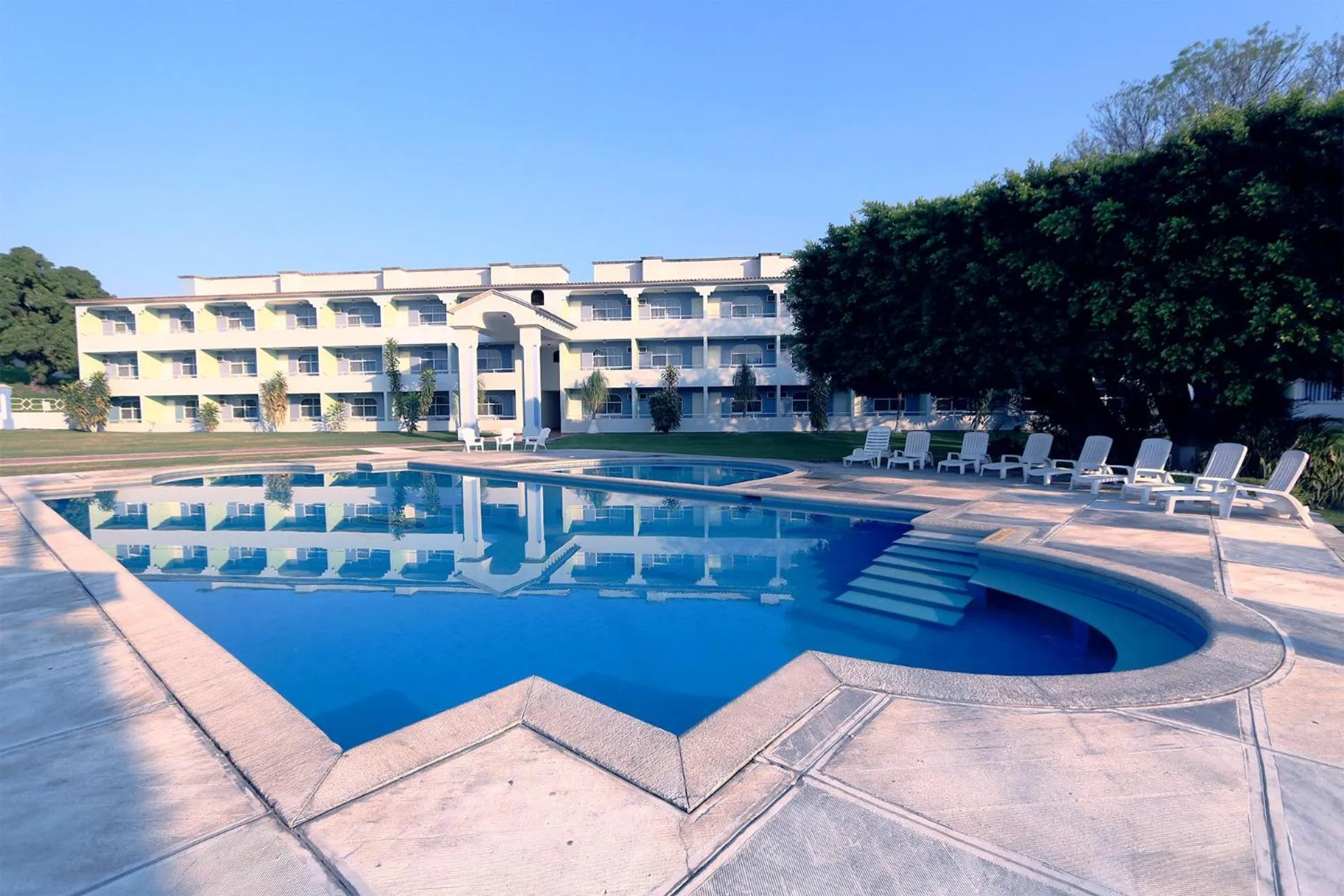 Dorados Conventions & Resort