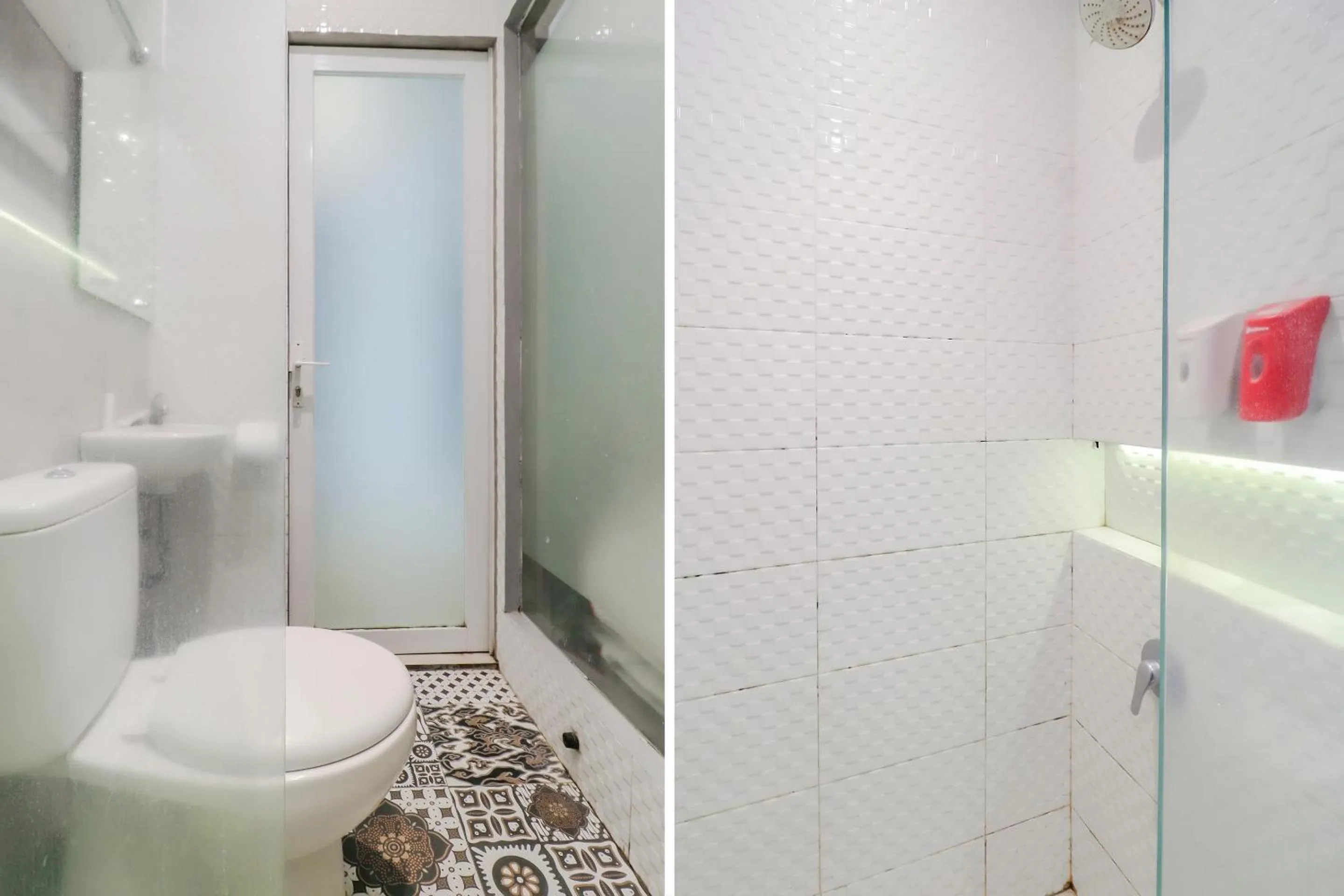 Bathroom in Super OYO Collection O 31 The Batik Bed And Coffee Bandung