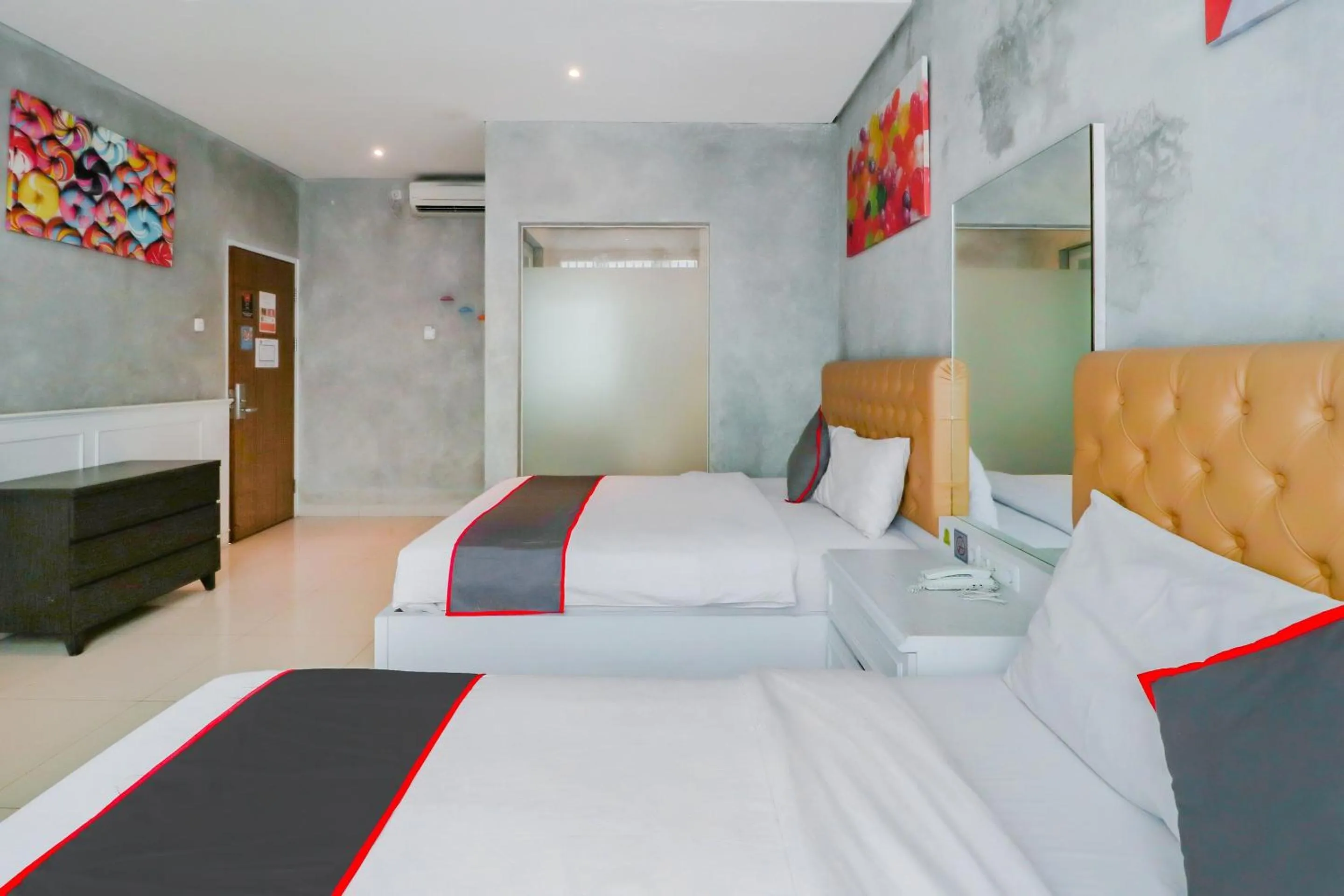 Bedroom in Super OYO Collection O 31 The Batik Bed And Coffee Bandung