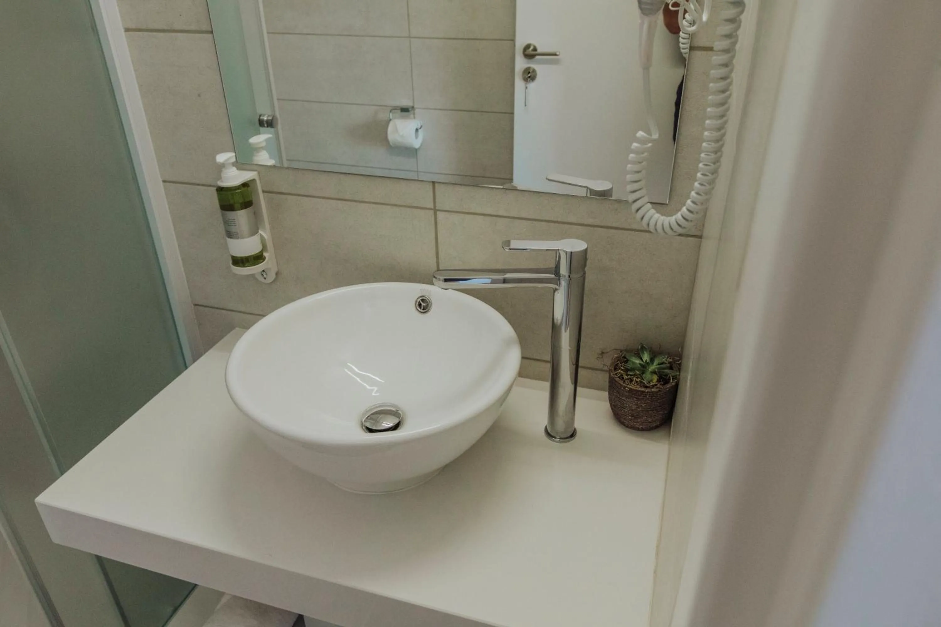 Bathroom in River View Boutique Apts