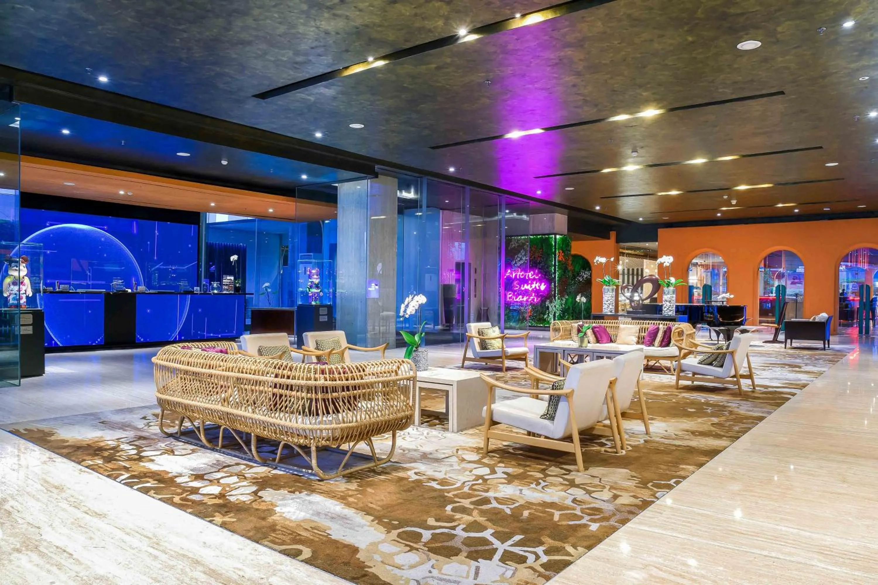 Lounge or bar in ARTOTEL Suites Bianti Yogyakarta, CHSE Certified