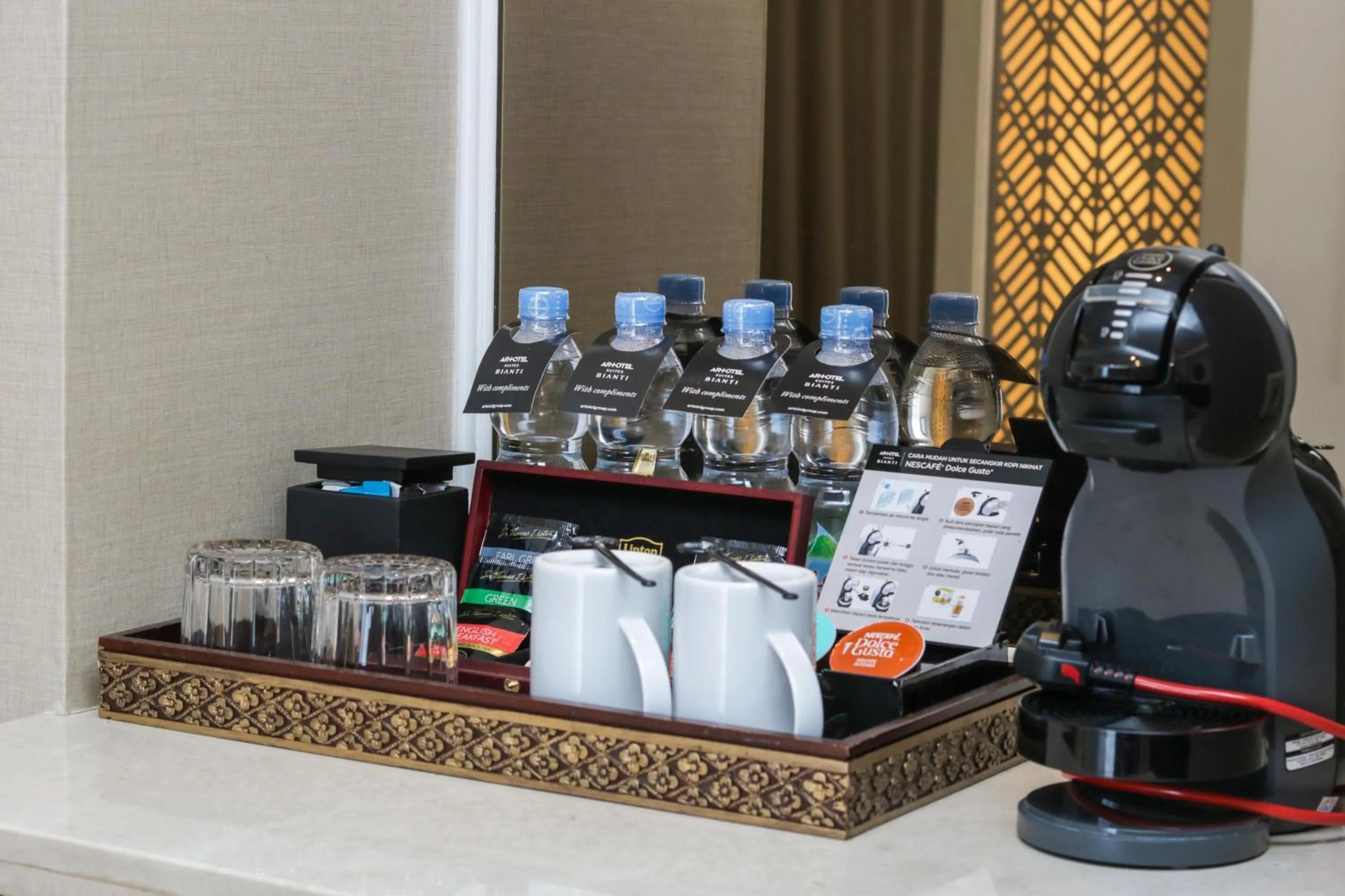Coffee/tea facilities in ARTOTEL Suites Bianti Yogyakarta, CHSE Certified