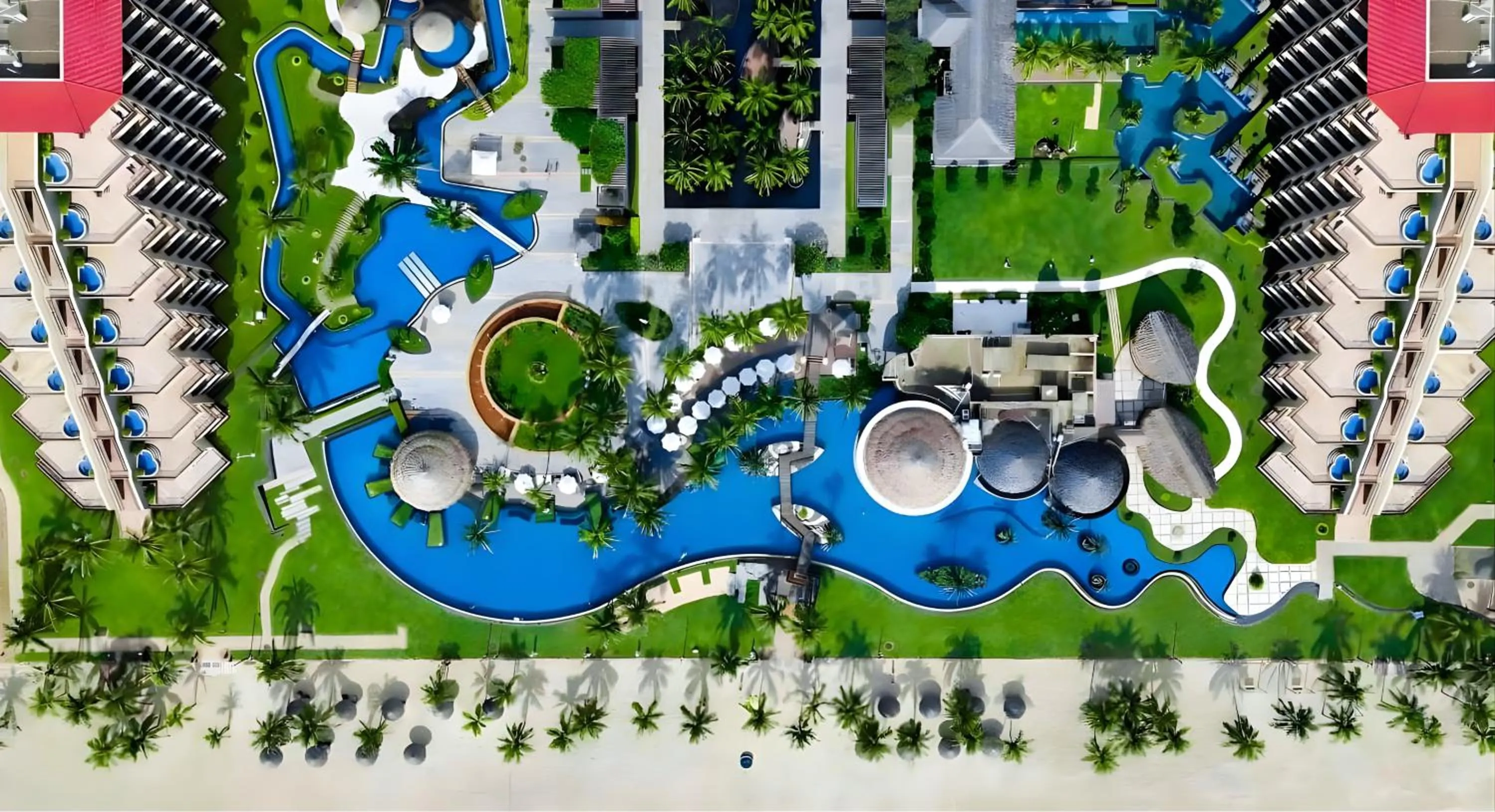 Property building in Crowne Plaza Danang Hotel & Resort