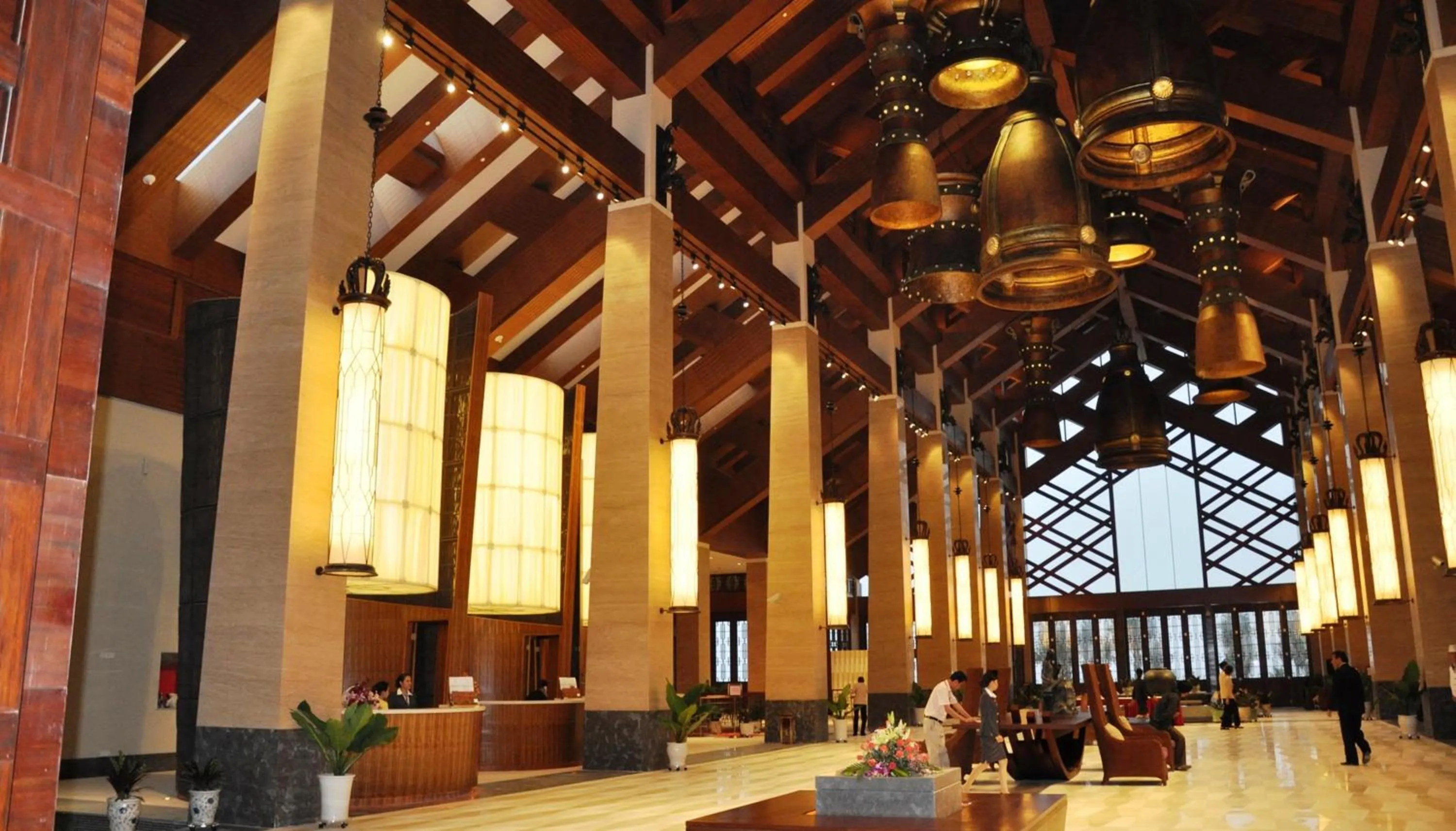 Lobby or reception in Crowne Plaza Danang Hotel & Resort