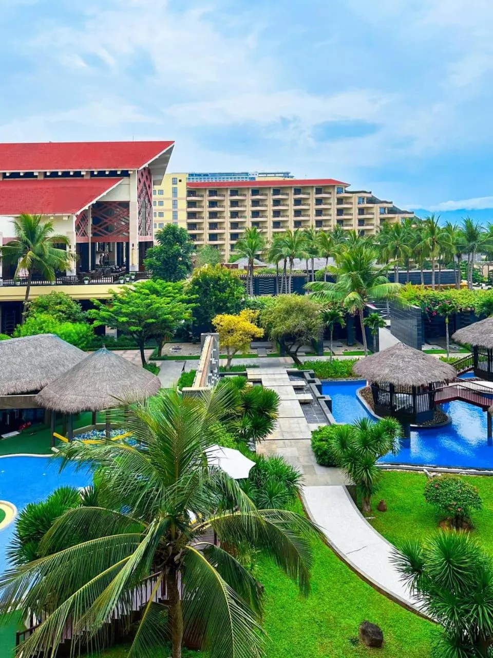 Property building in Crowne Plaza Danang Hotel & Resort