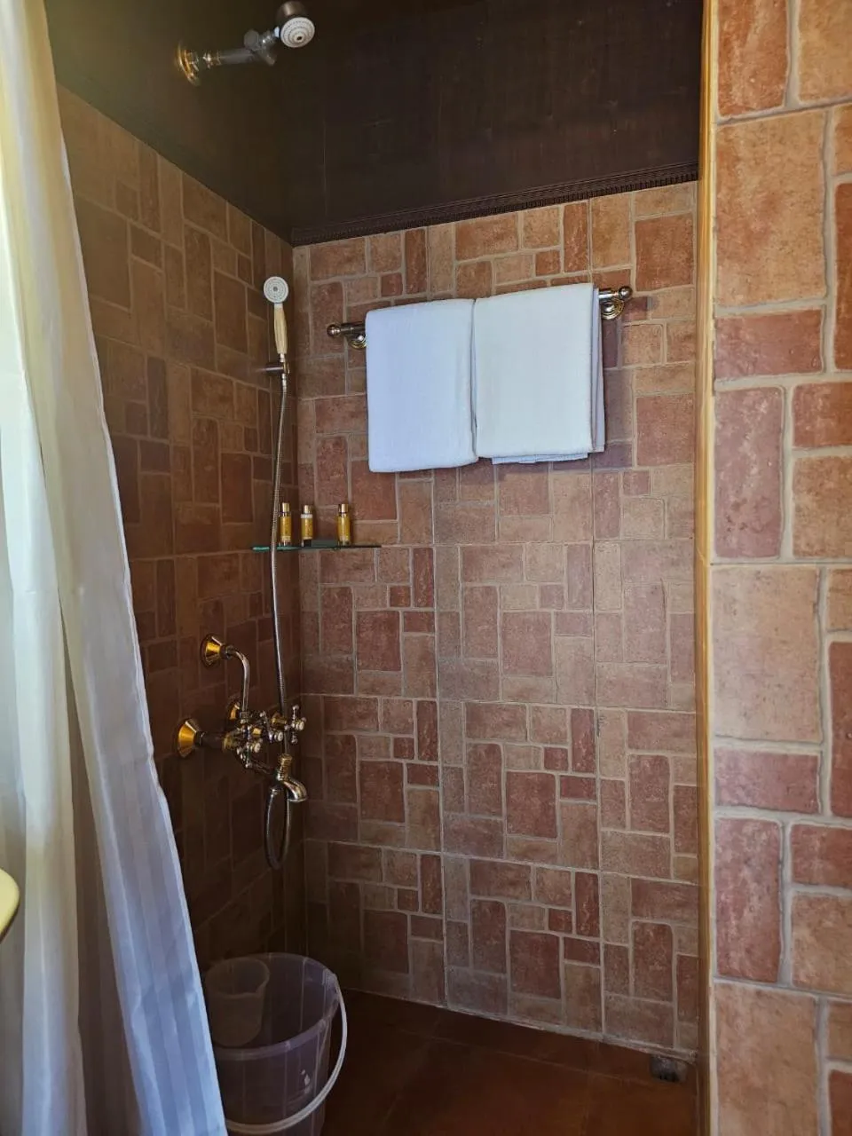 Bathroom in Kumarakom Lake Resort