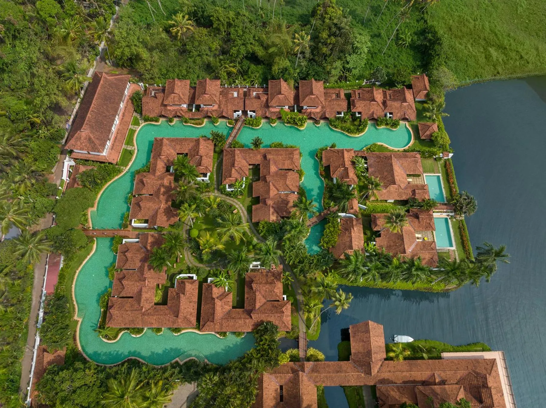 Swimming pool in Kumarakom Lake Resort