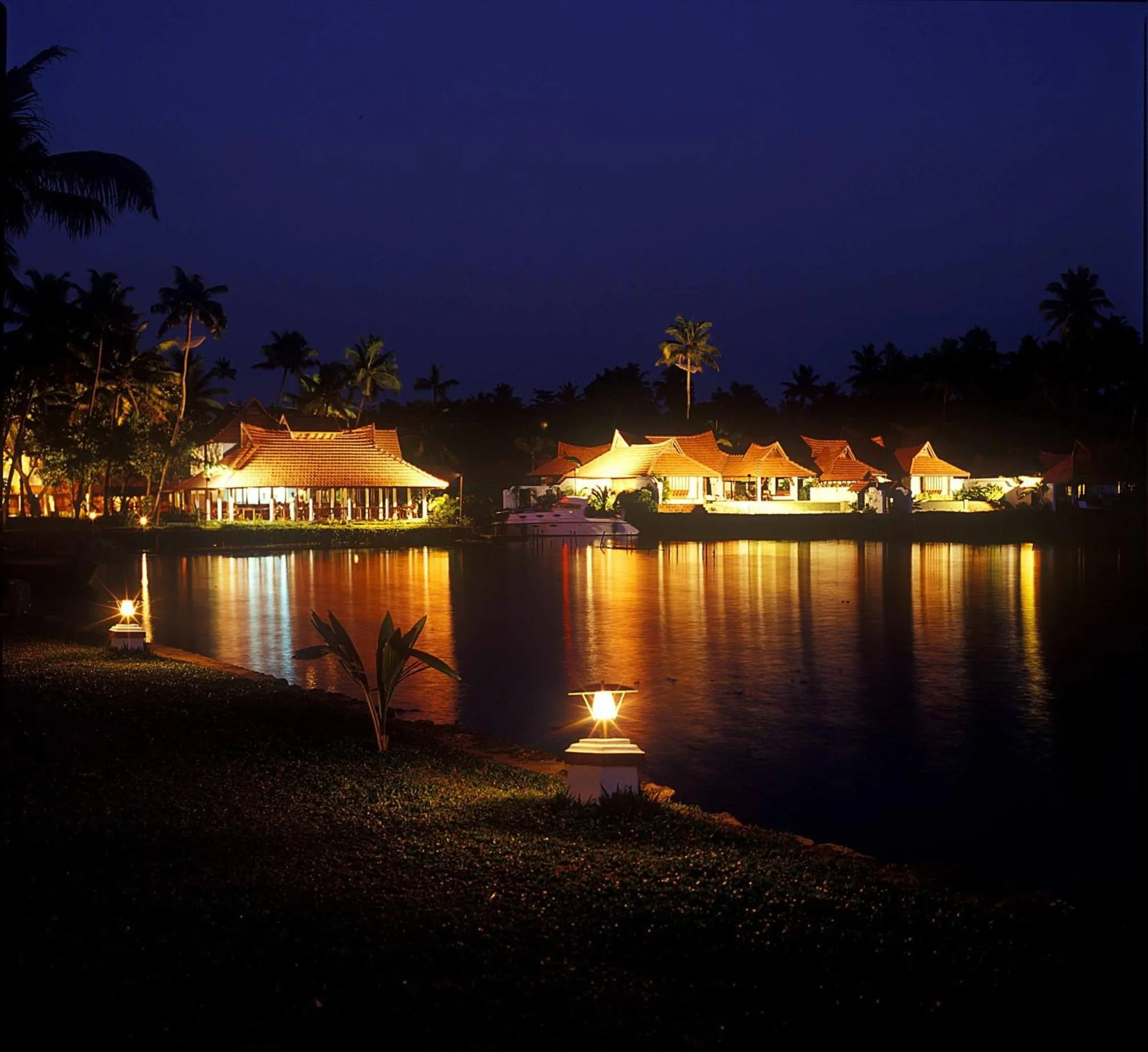 Night in Kumarakom Lake Resort