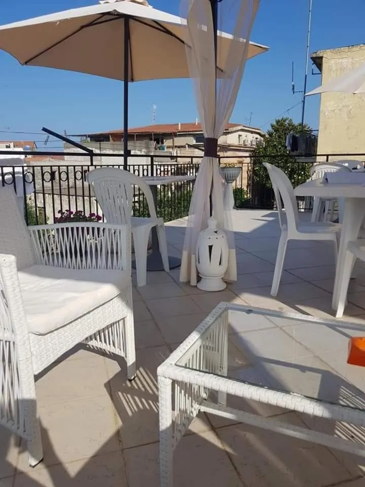 Balcony/Terrace in B&B Dimora del centro