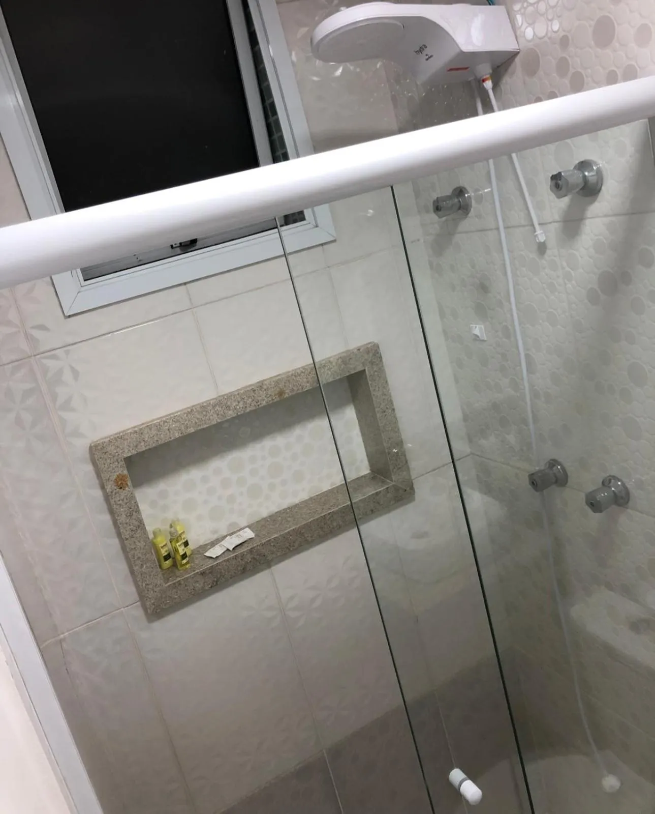 Bathroom in Hotel Pigalle, próximo a Expo São Paulo