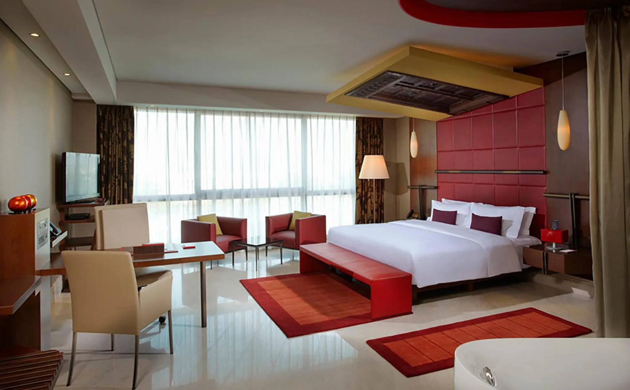 Photo of the whole room, Bed in Jumeirah Creekside Dubai