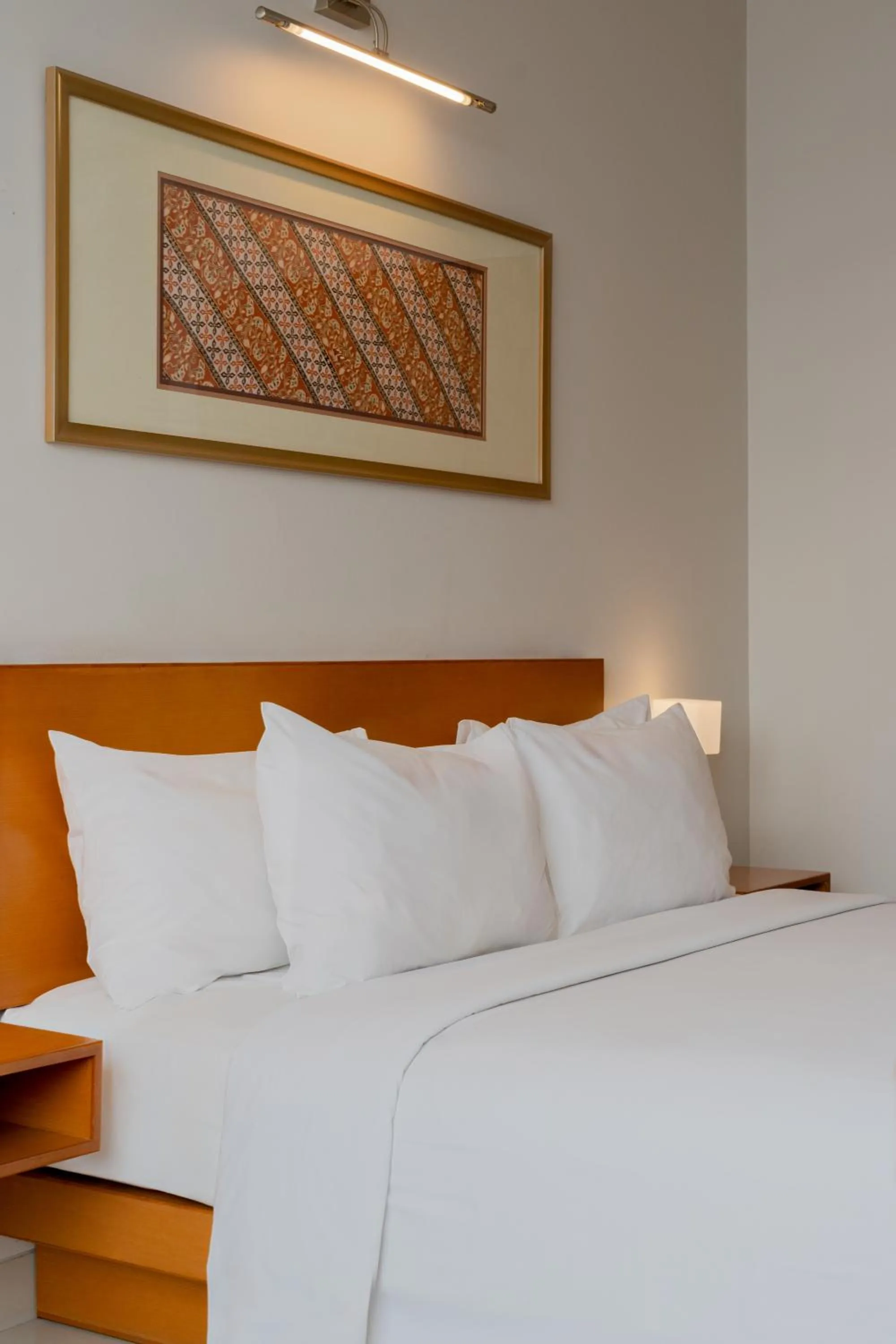 Bed in The Capital Hotel Surabaya