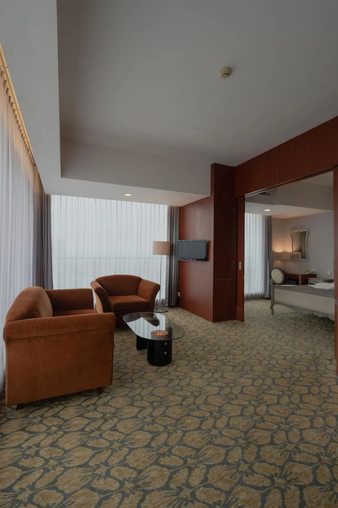 TV and multimedia, Bed in Hotel Santika Jemursari