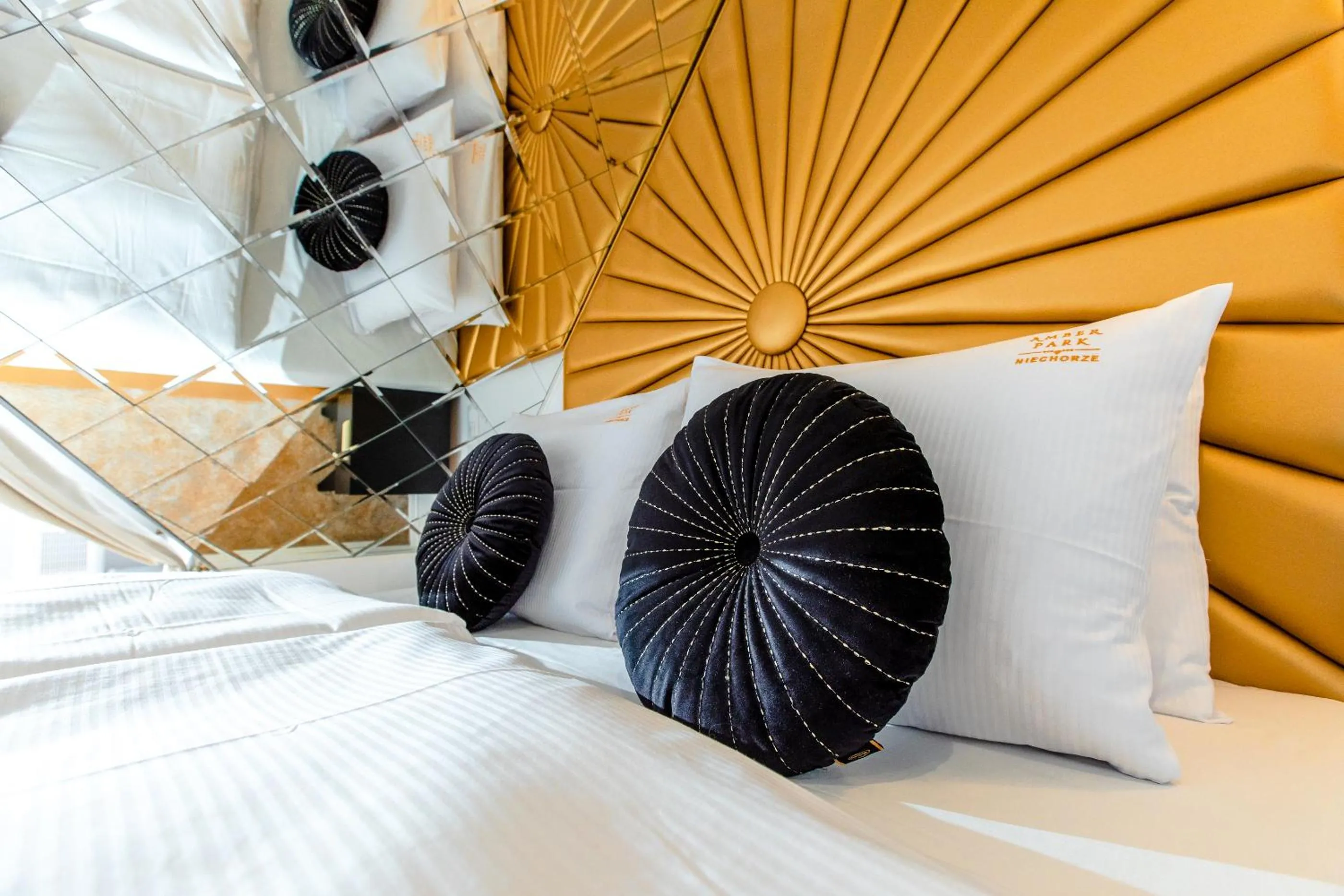 Photo of the whole room, Bed in Amber Park Spa