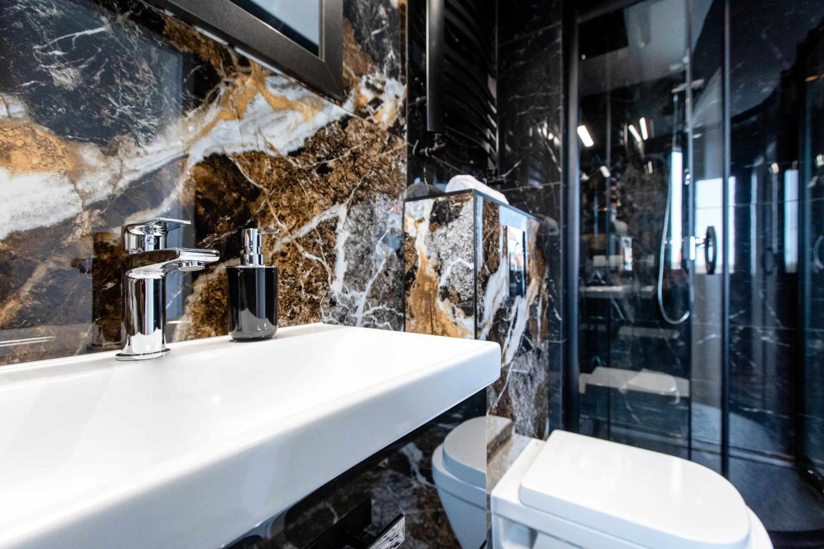 Photo of the whole room in Amber Park Spa