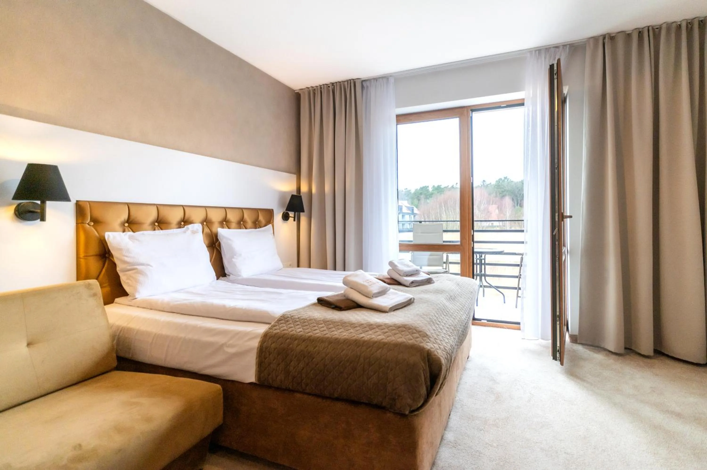 Bed in Amber Park Spa