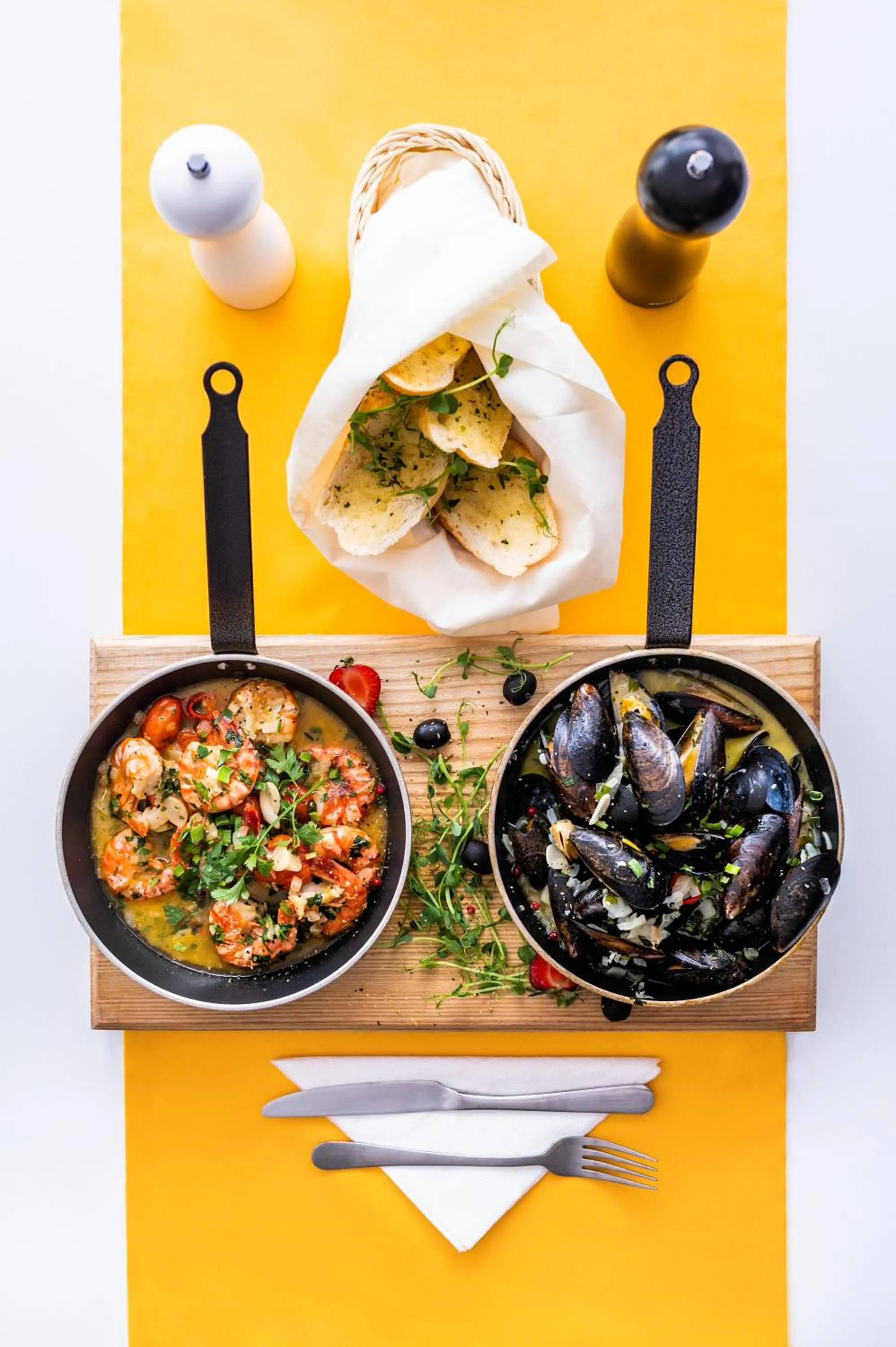 Restaurant/places to eat in Amber Park Spa