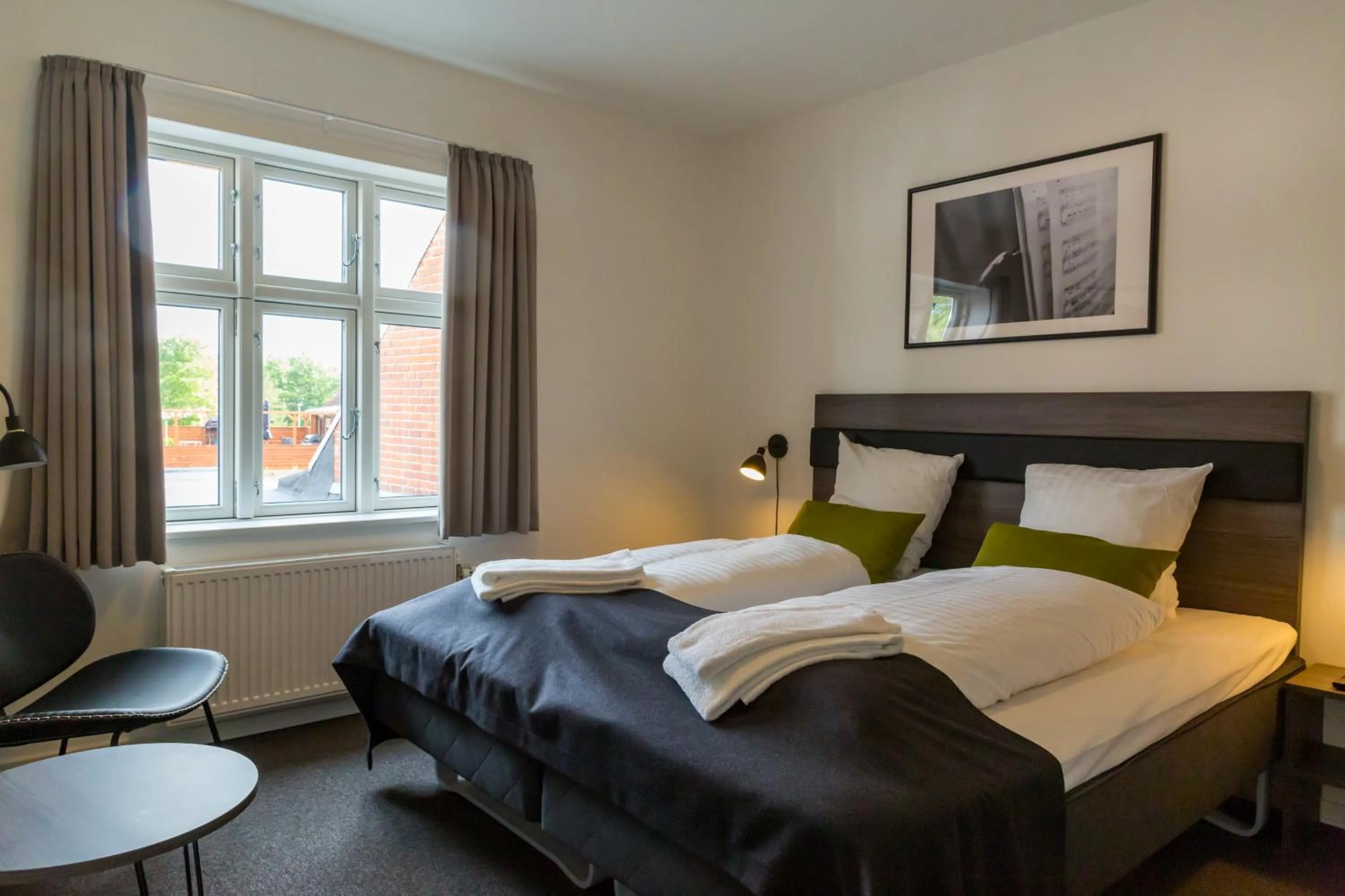 Bedroom, Bed in Ansager Hotel og Hytteby