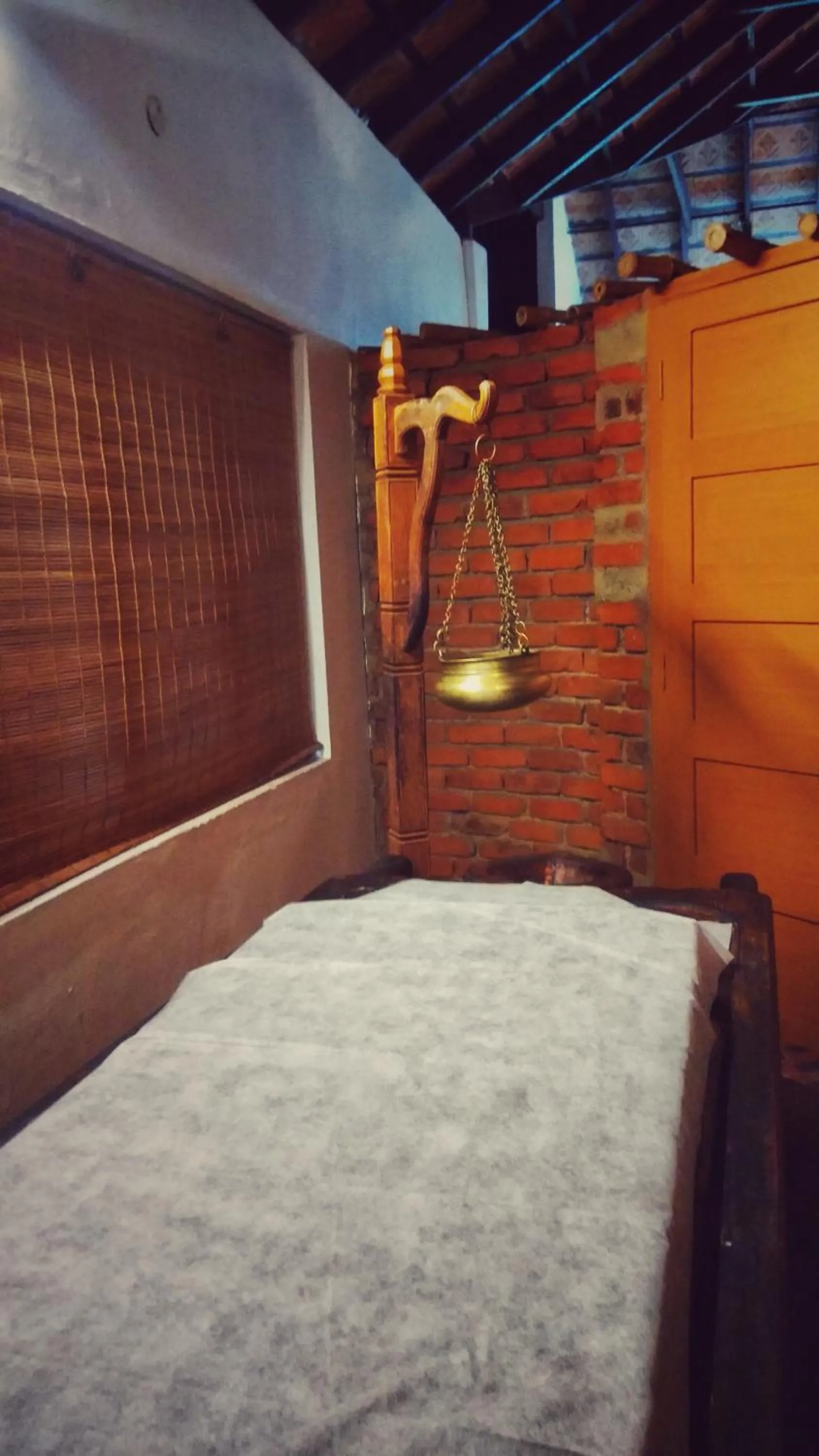 Massage, Bed in Punnamada Resort