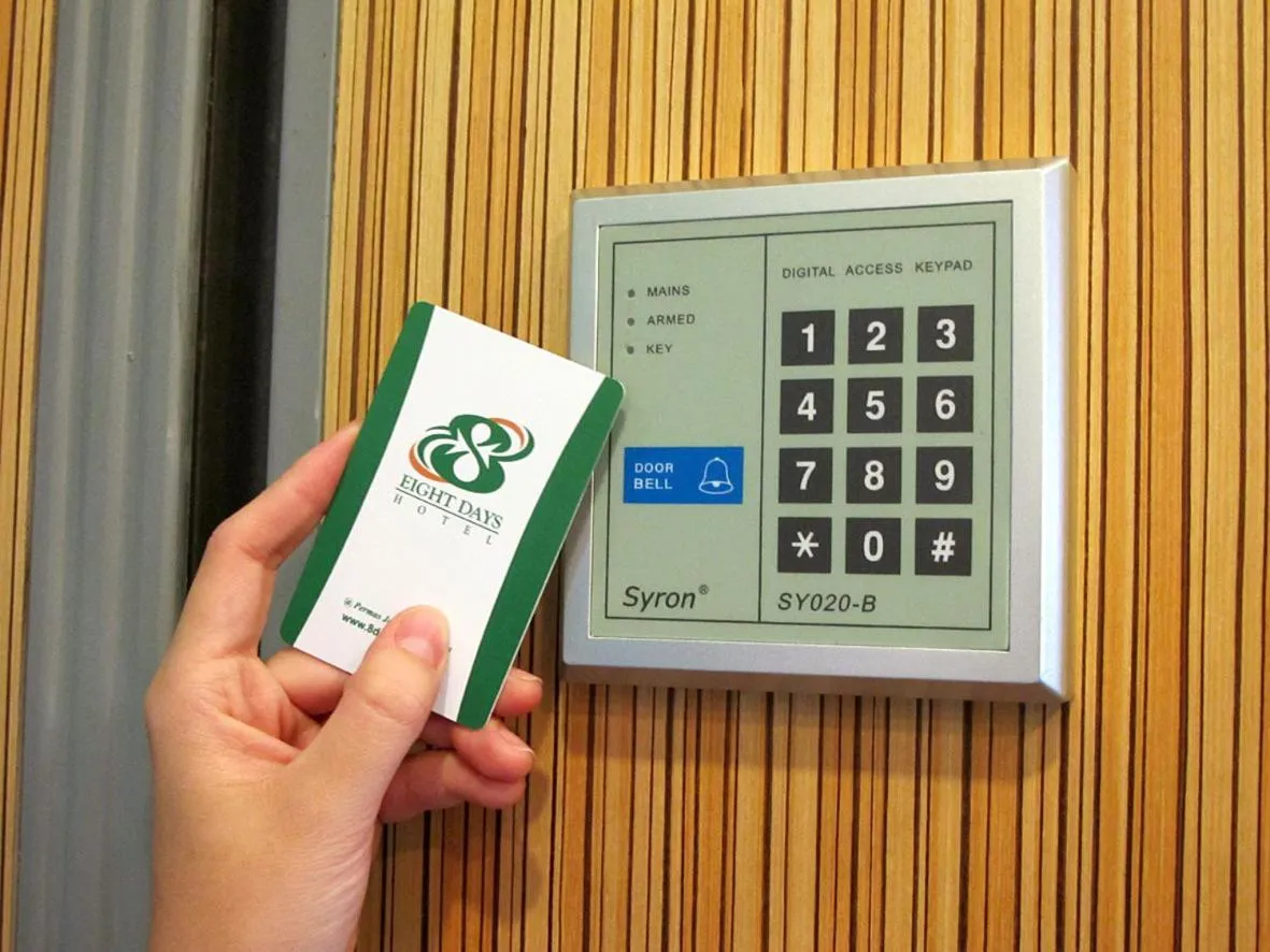 Eight Days Boutique Hotel - Mount Austin