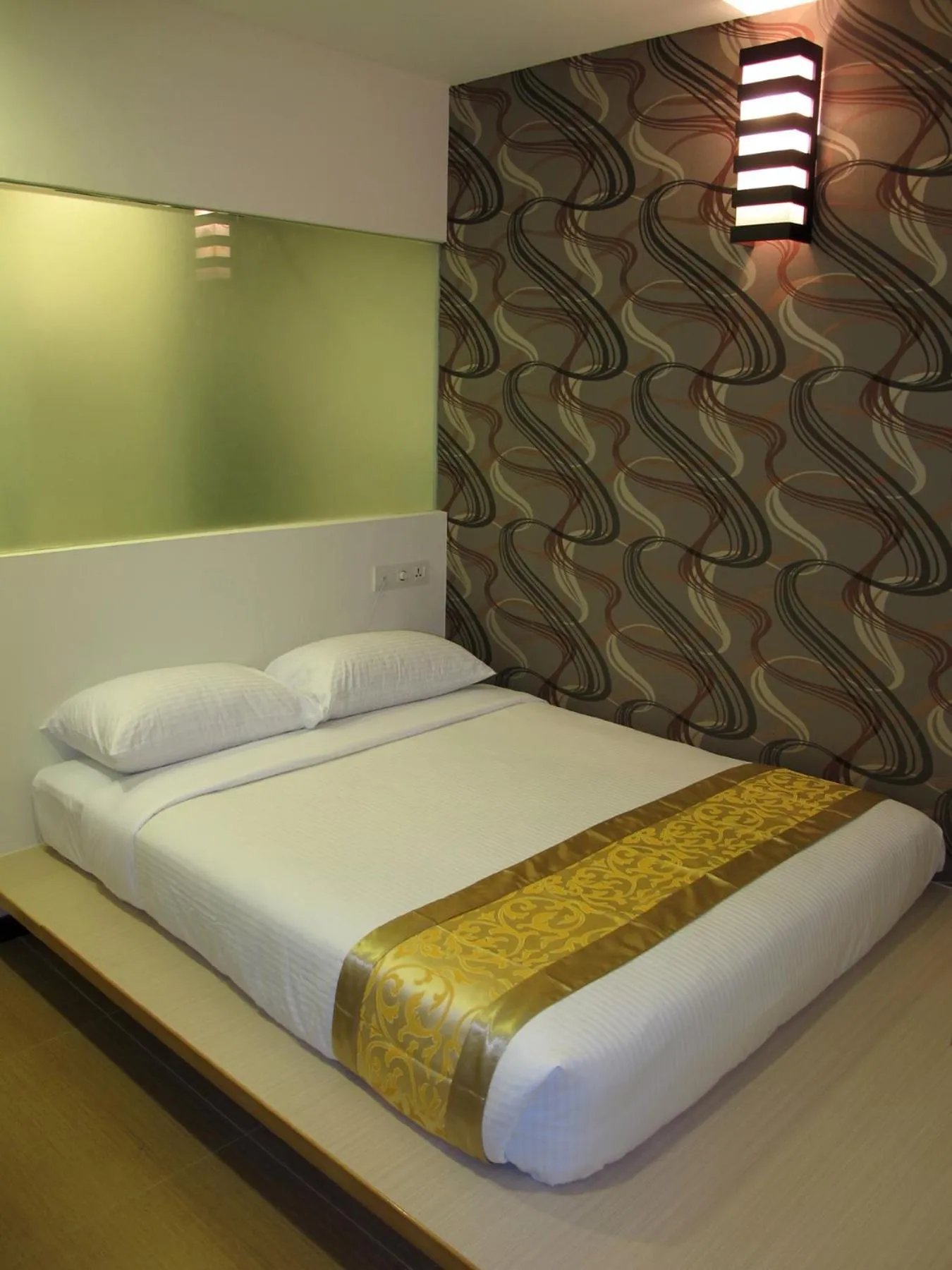 Bed in Eight Days Boutique Hotel - Mount Austin