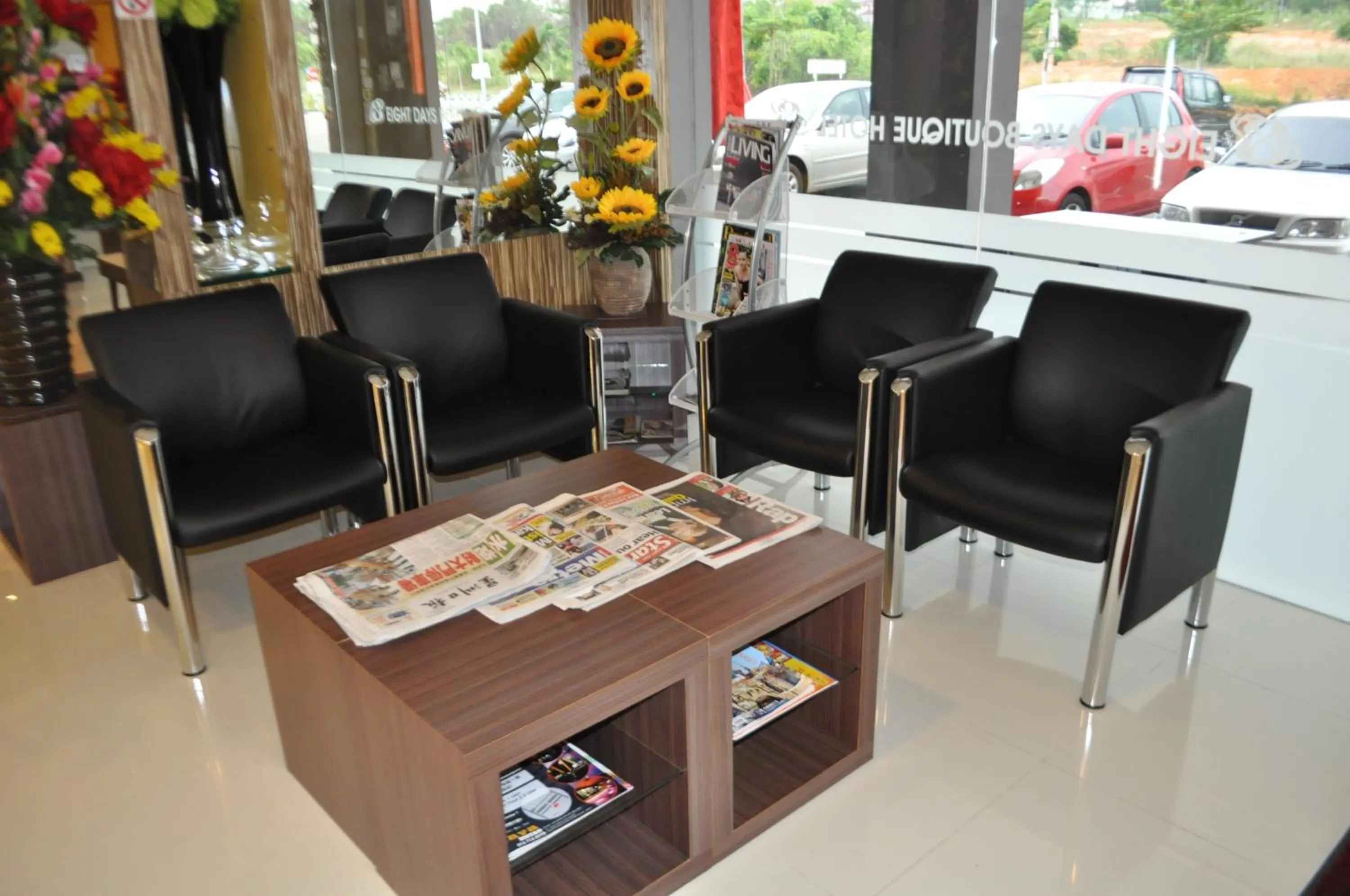 Eight Days Boutique Hotel - Mount Austin