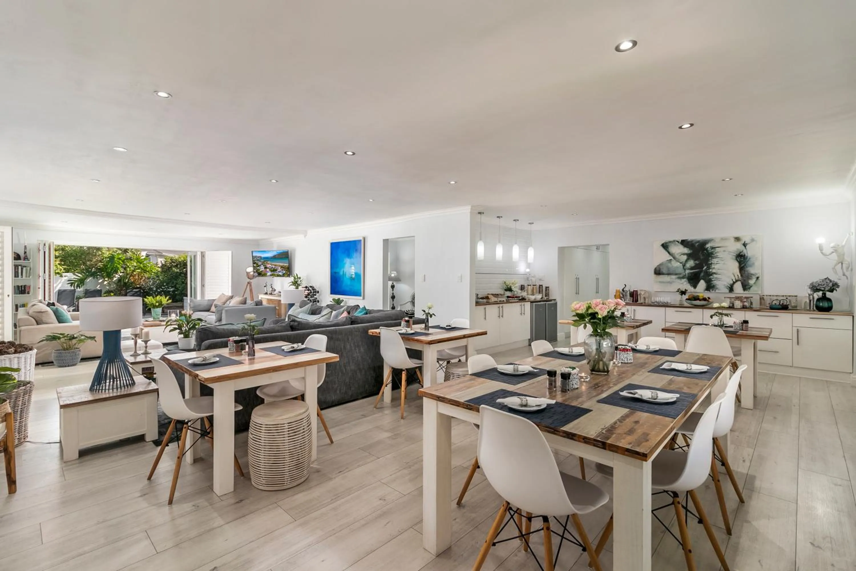 Seating area in One on Bollard