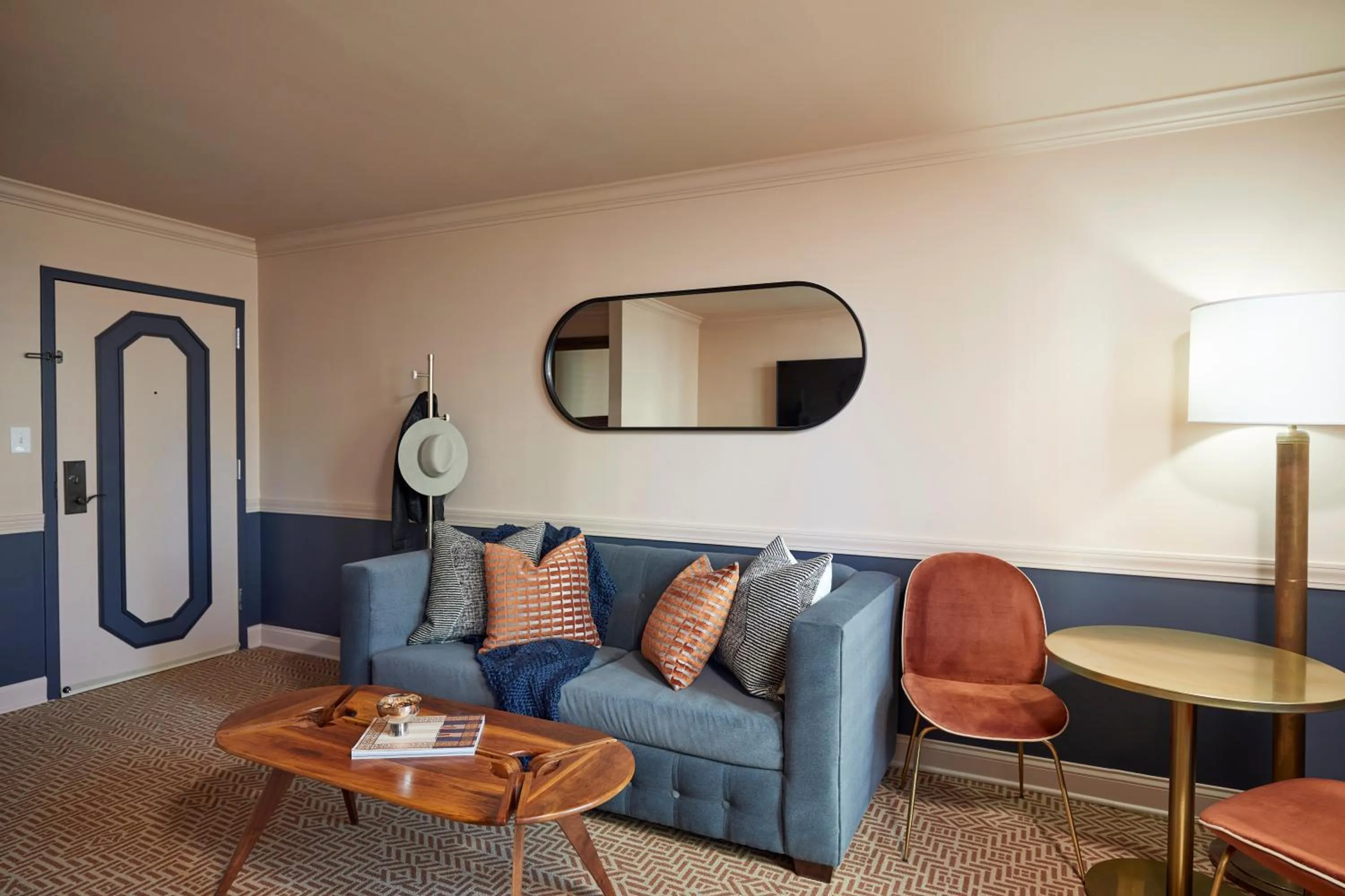 Seating area in The Oliver Hotel Knoxville, by Oliver