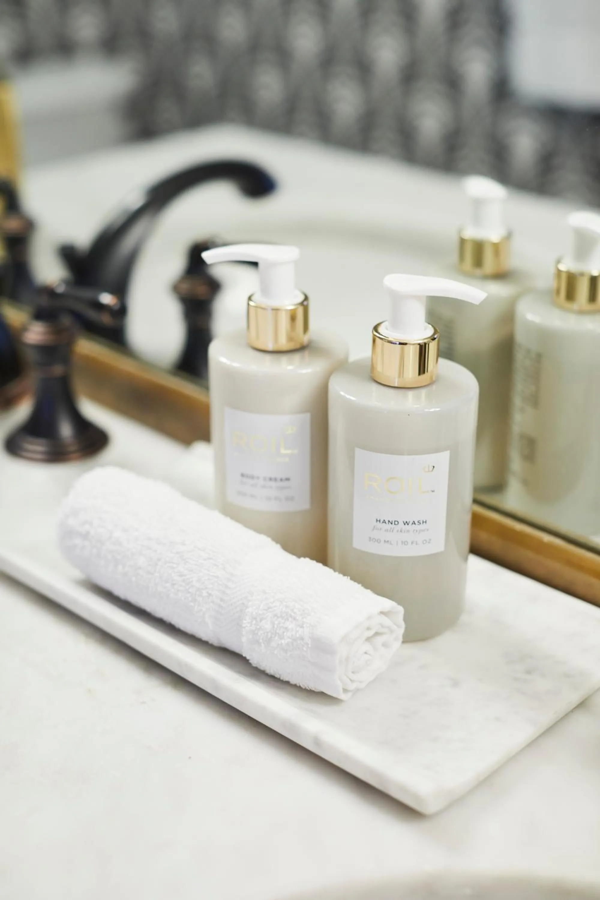 Bathroom in The Oliver Hotel Knoxville, by Oliver