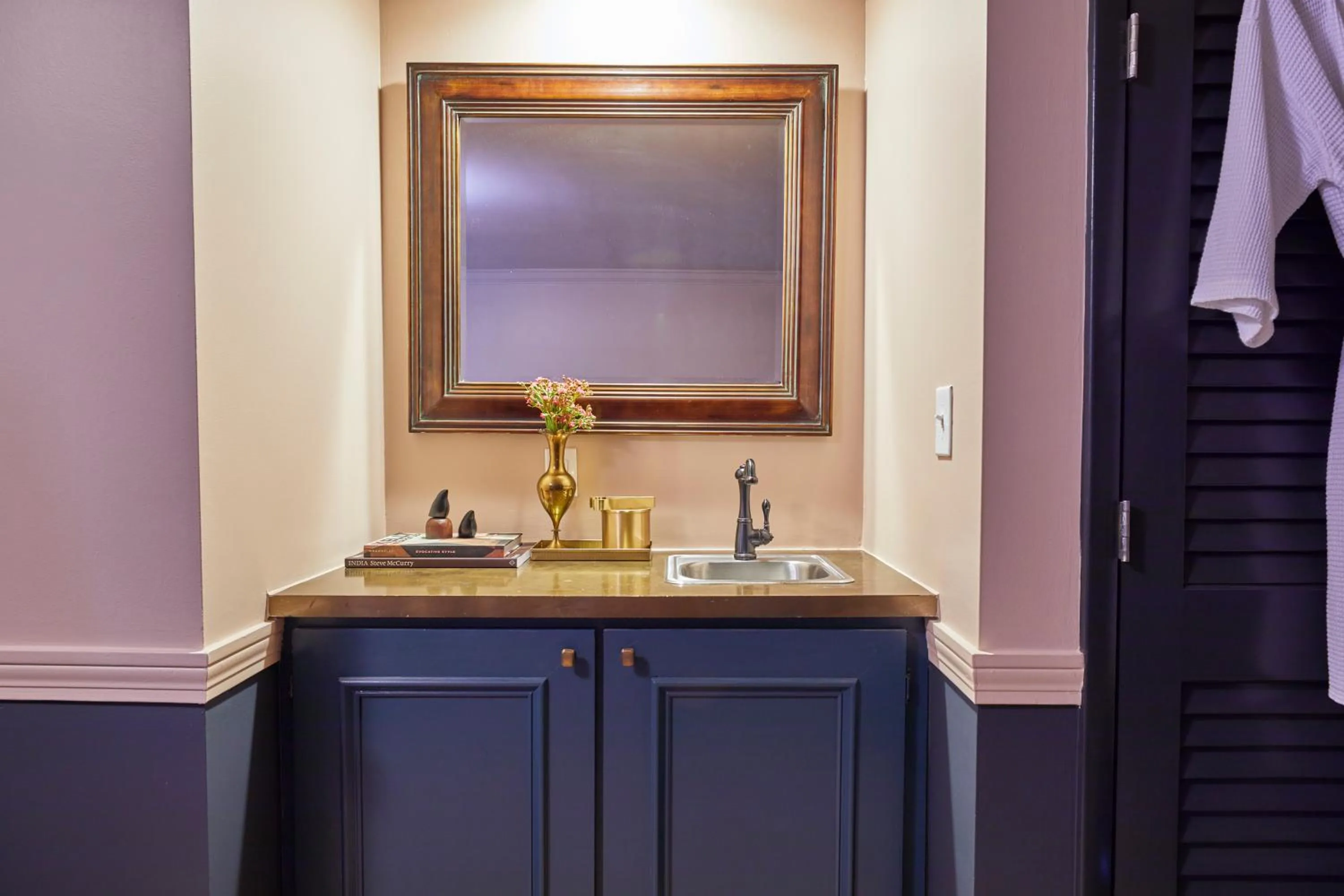 Kitchen or kitchenette in The Oliver Hotel Knoxville, by Oliver