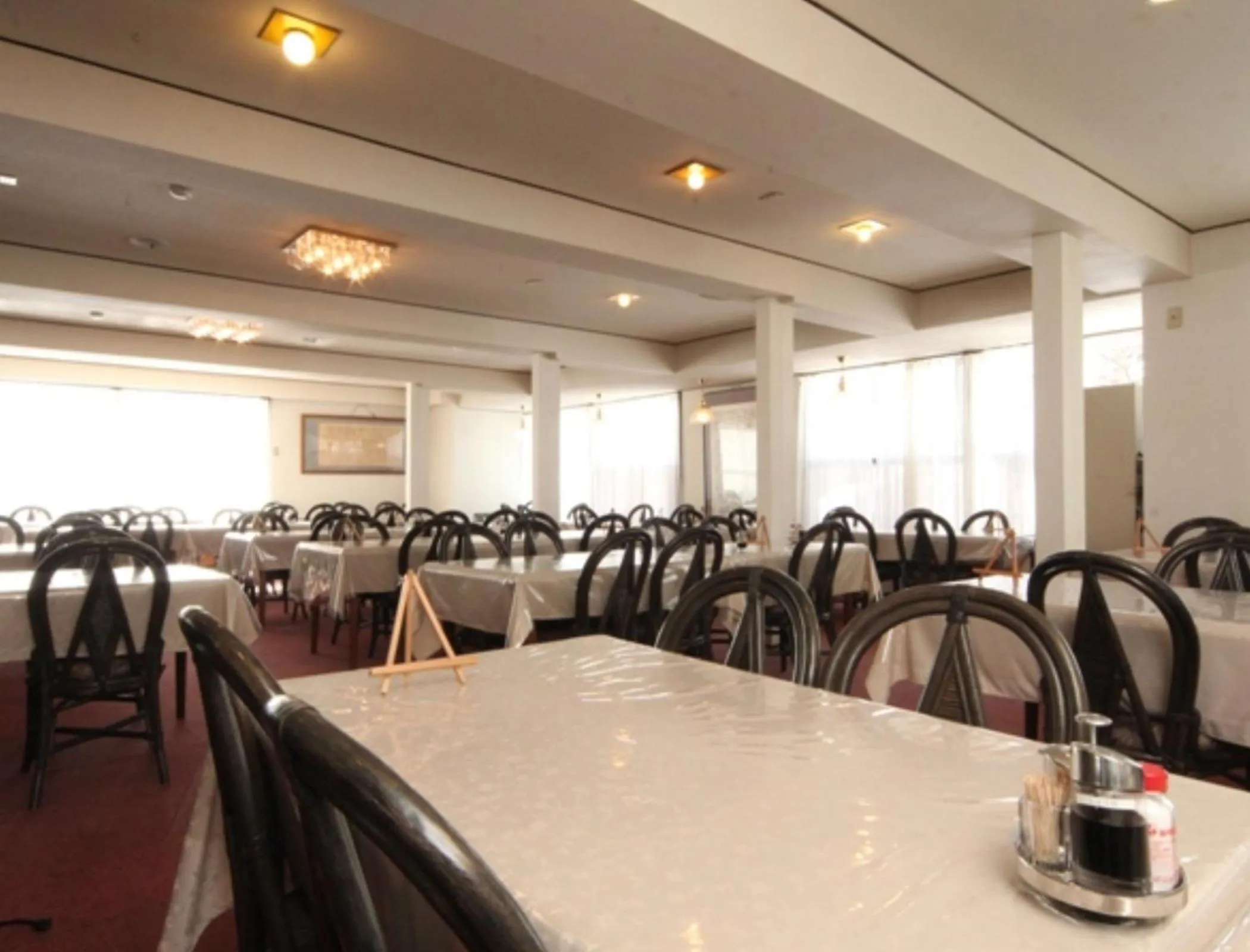 Restaurant/places to eat in Hotel Sunny Valley