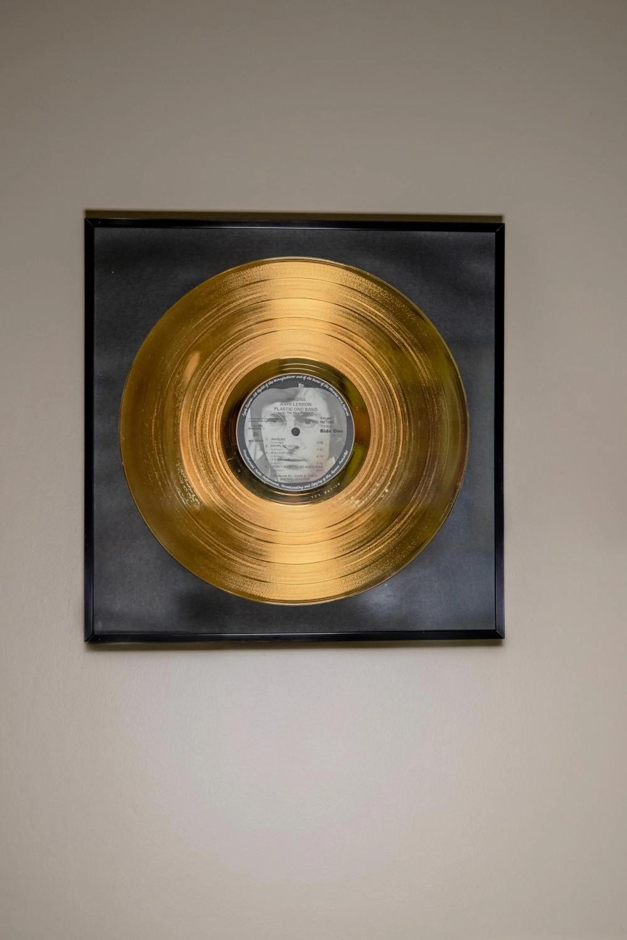 Decorative detail in La Fiermontina Palazzo Bozzi Corso Hotel