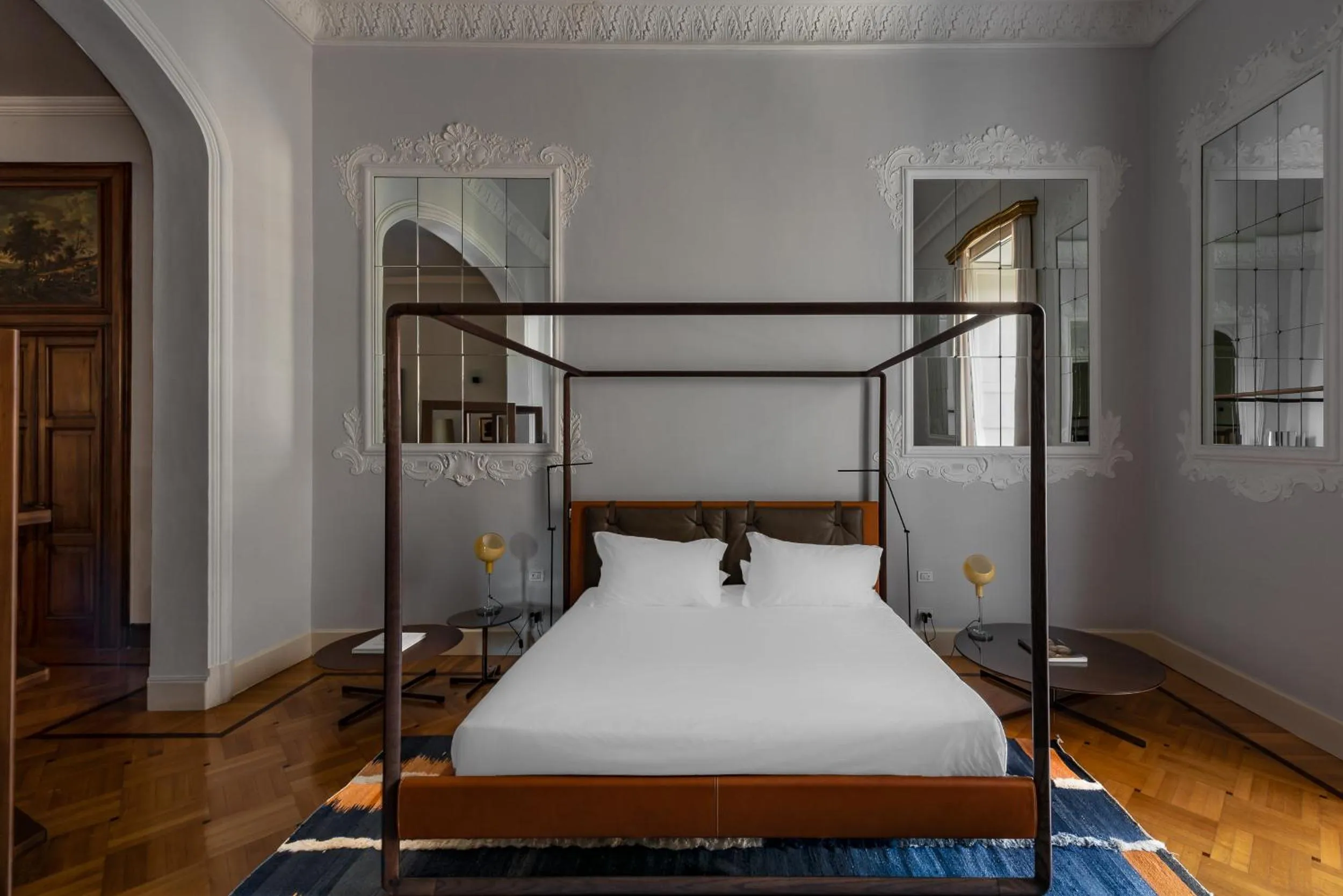 Bed in La Fiermontina Palazzo Bozzi Corso Hotel