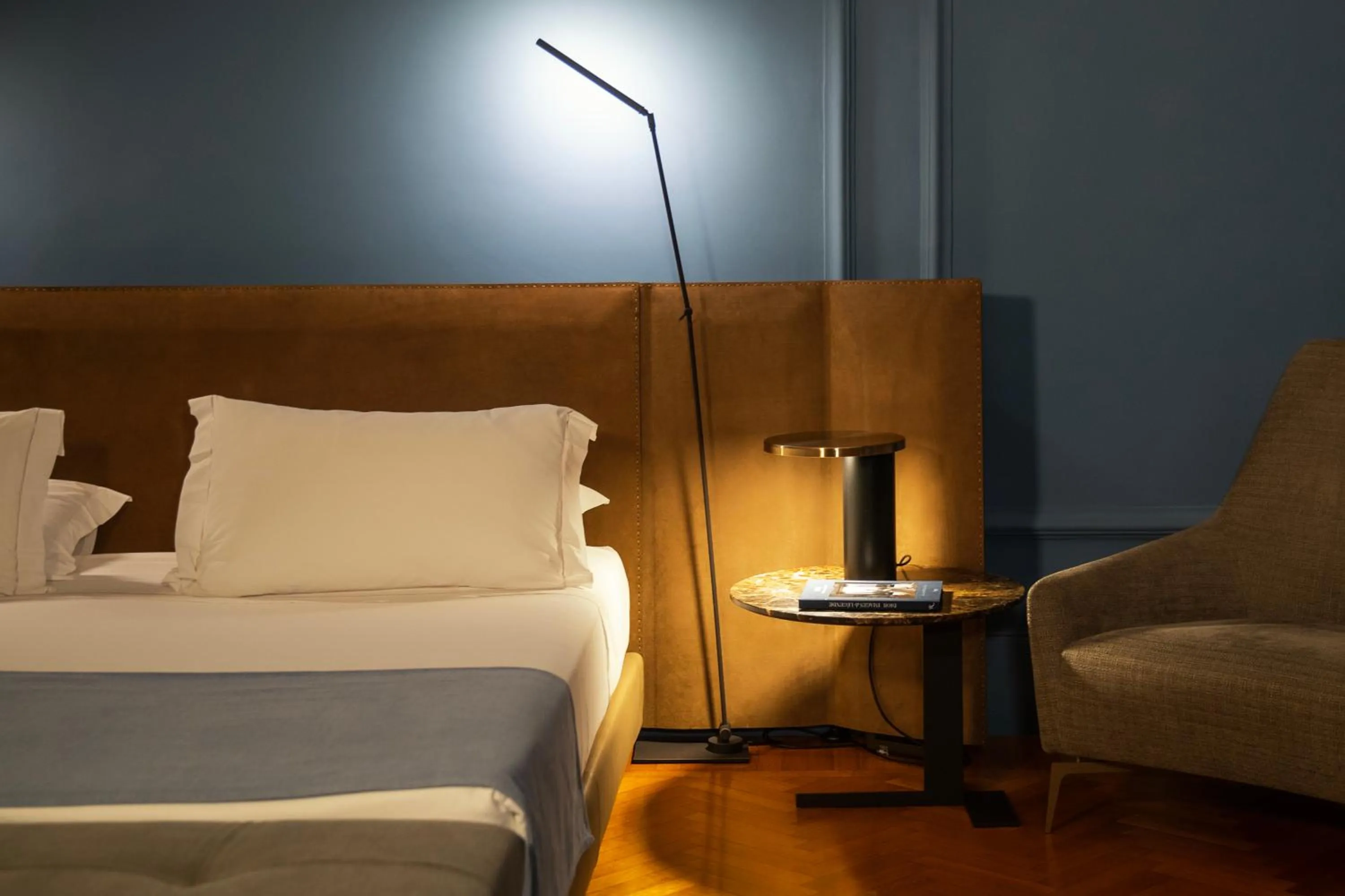 Bed in La Fiermontina Palazzo Bozzi Corso Hotel